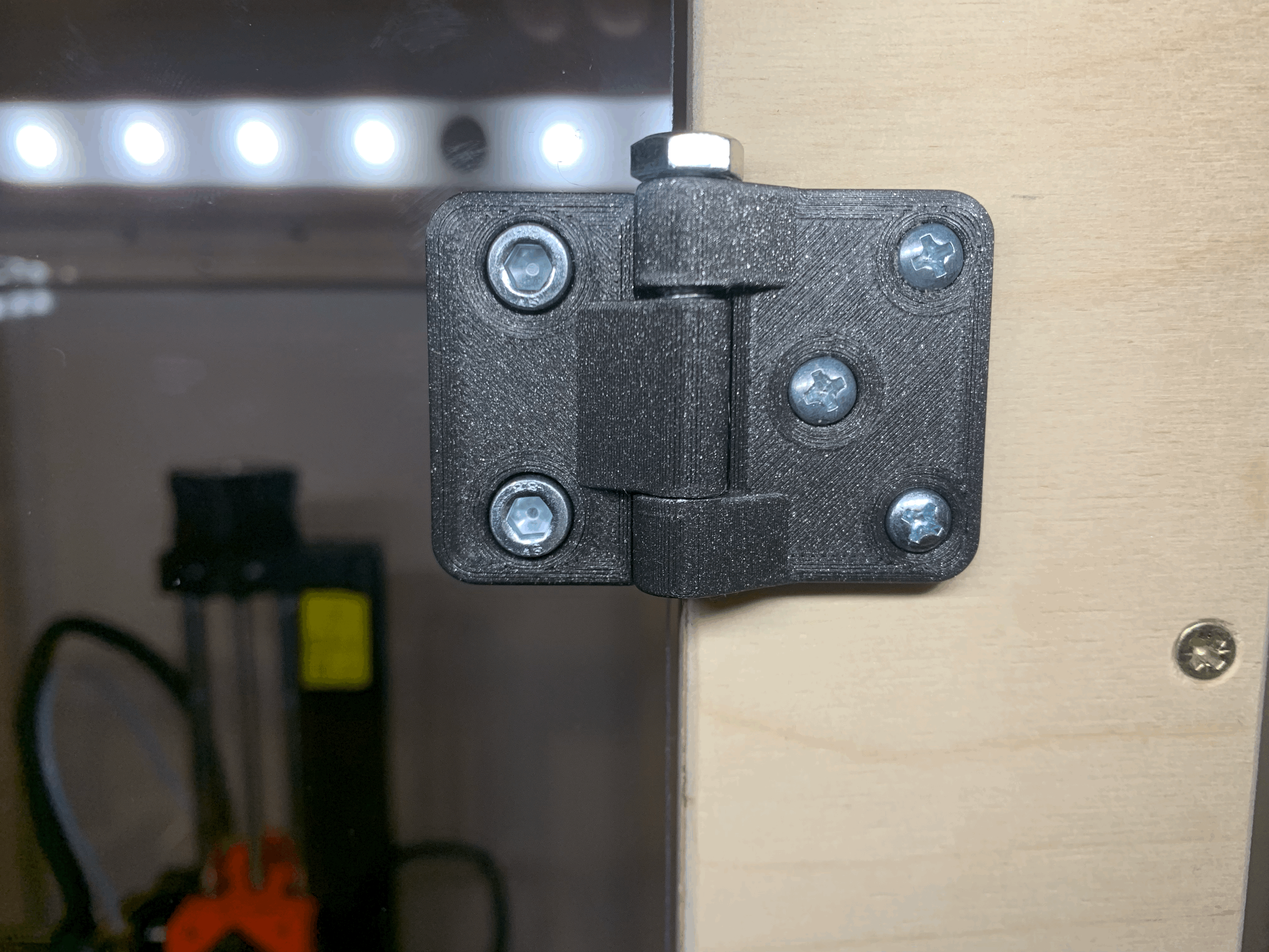 Hinge - photo 2