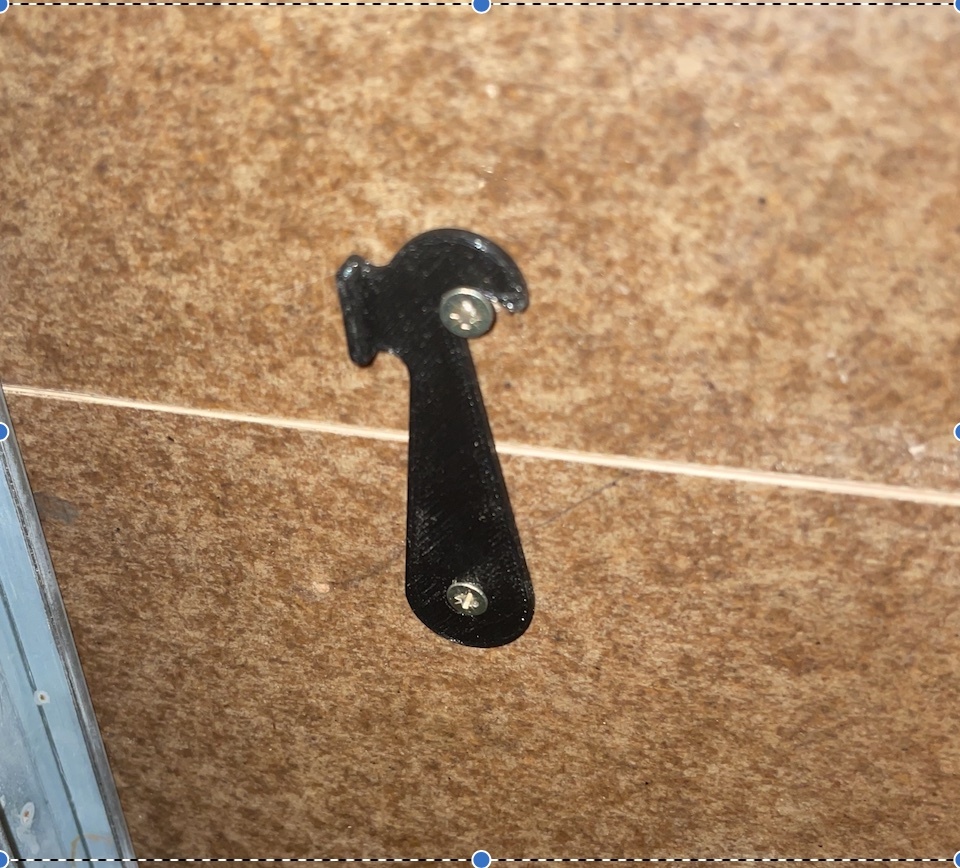 Table connection clamp