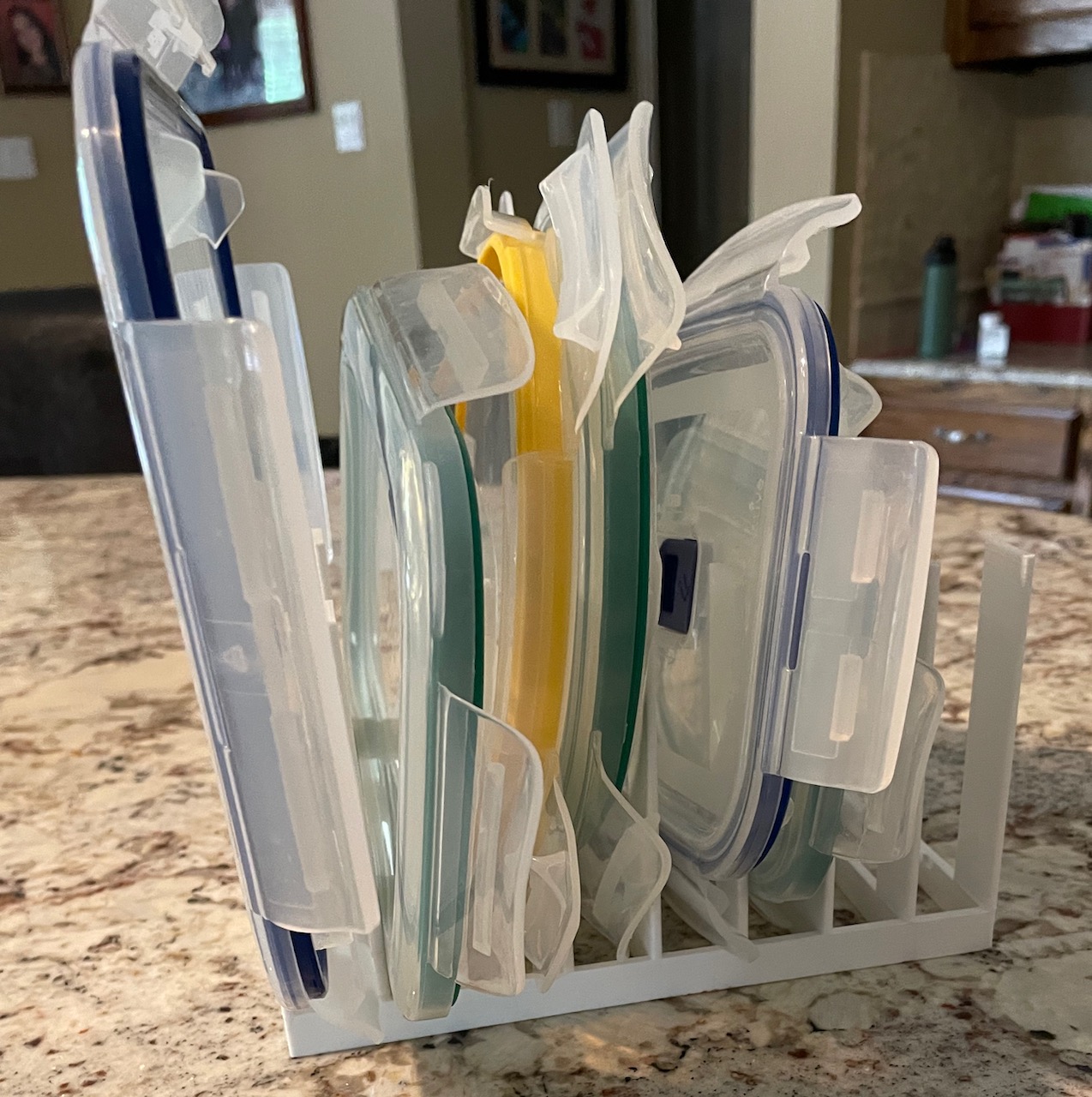 Lid organizer for kitchen storage - photo 2