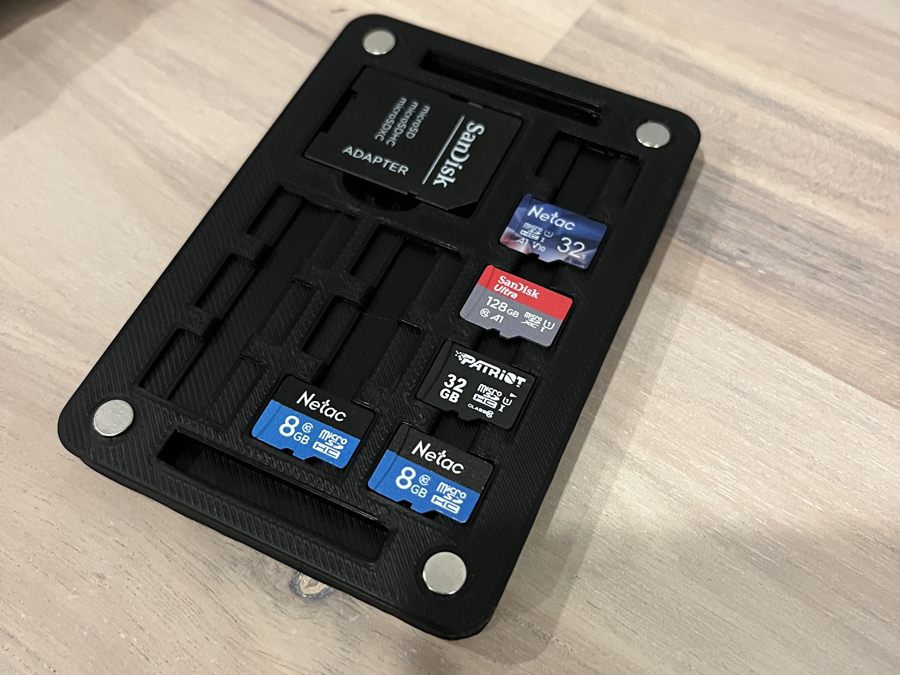 Slim Magnetic SD + Micro SD Card Case - photo 2