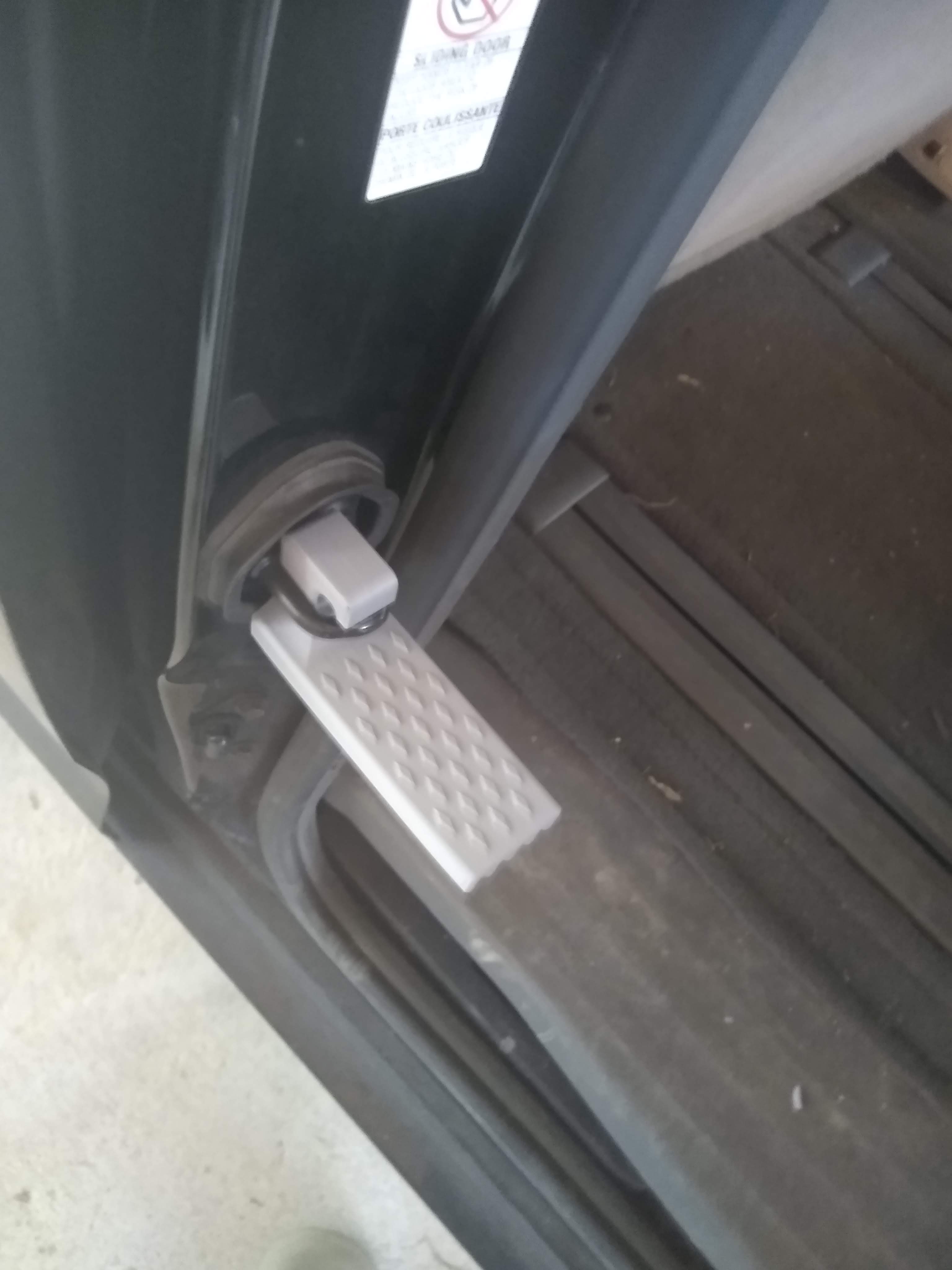 Foothold for Car Door Latch - photo 2