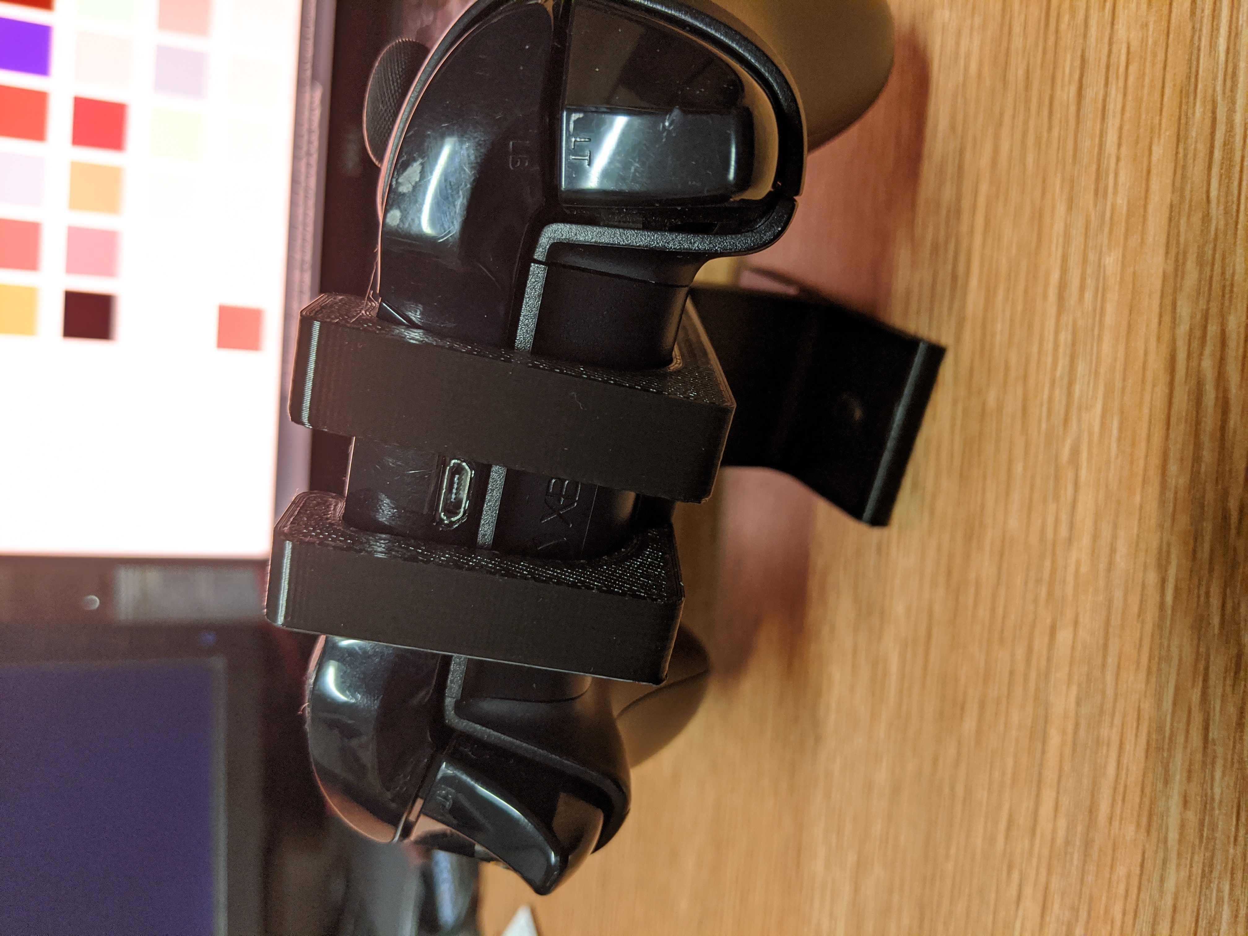 Xbox Controller Holder/Clamp - photo 2