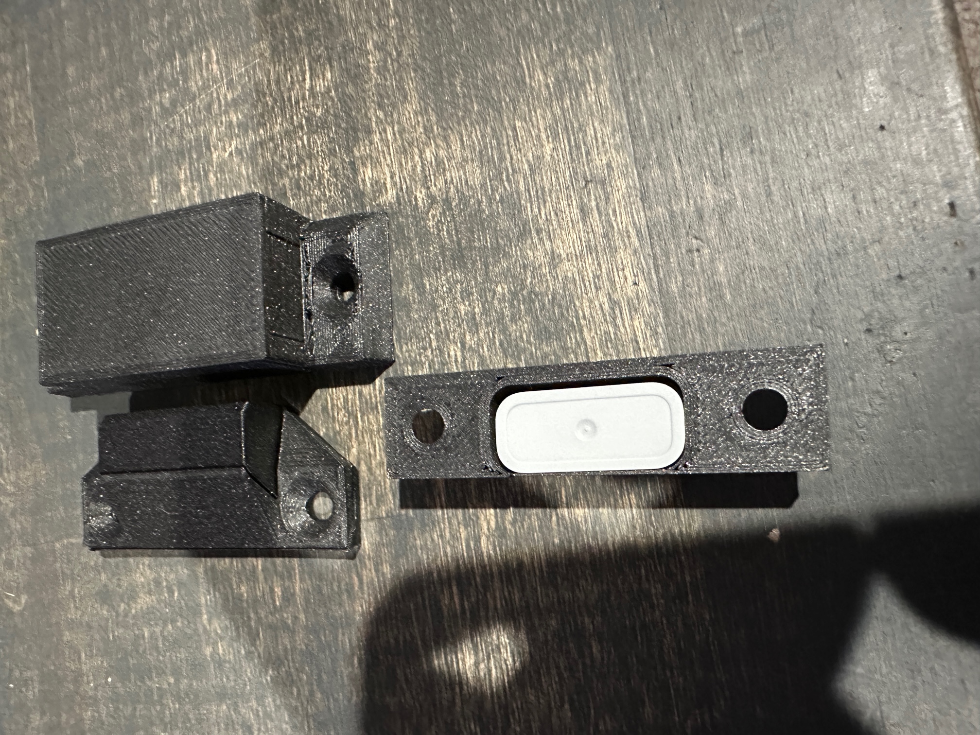 Aqara Magnetic Door/Window Sensor Outdoor Gate Mount - photo 2
