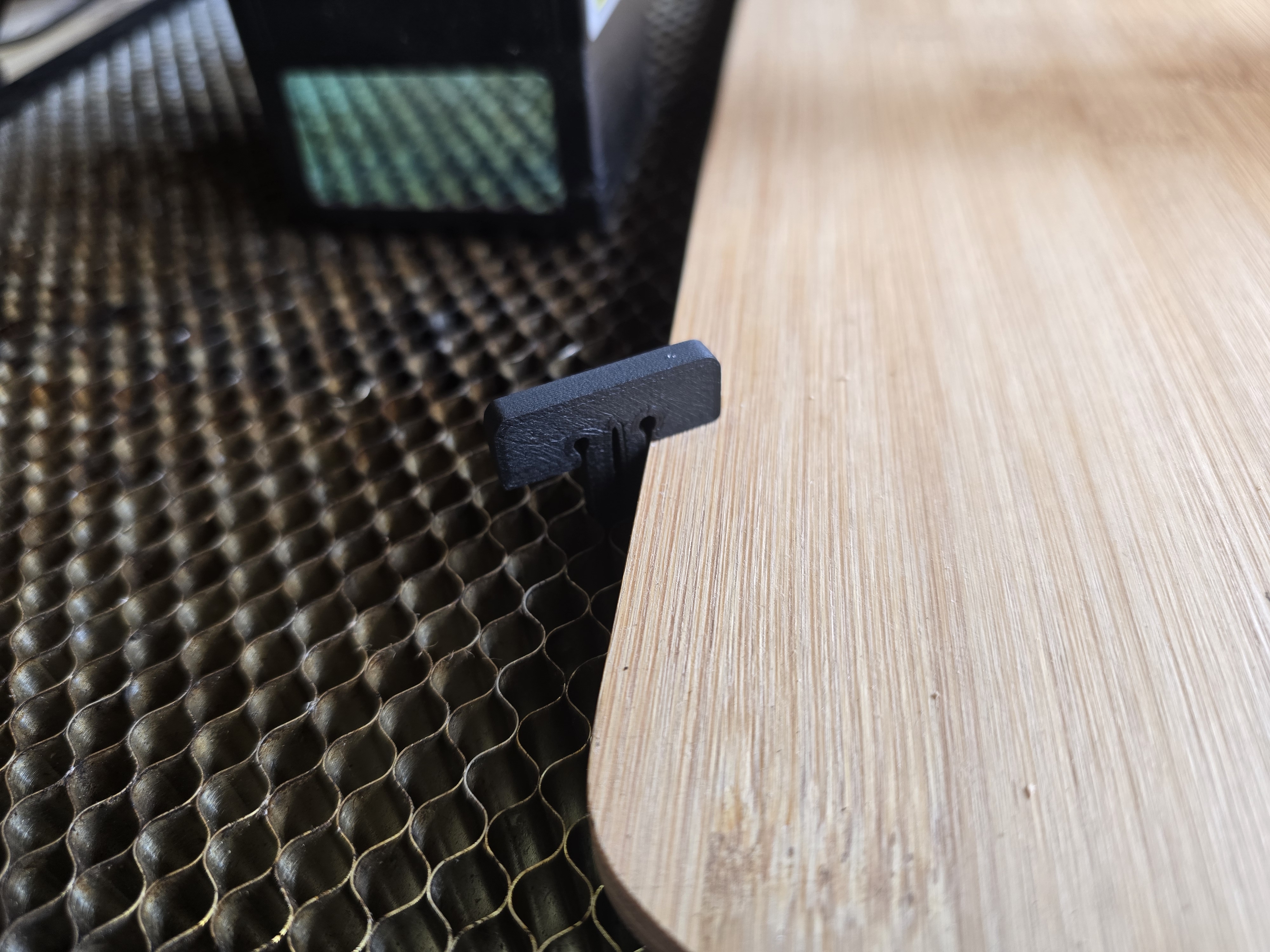 Laser Engraver Honeycomb Tray Pin Clamp - photo 2