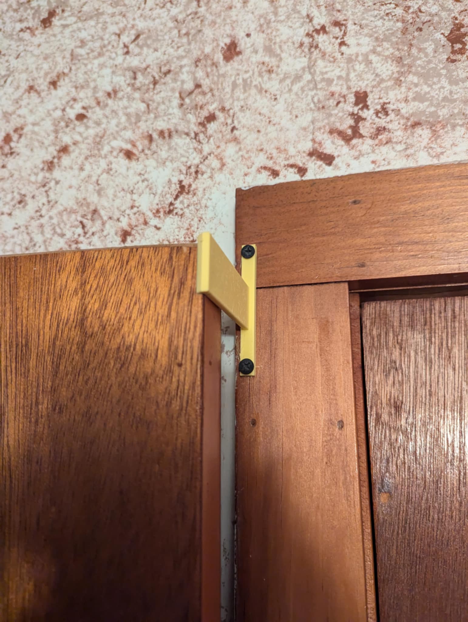 Door Catch - photo 2