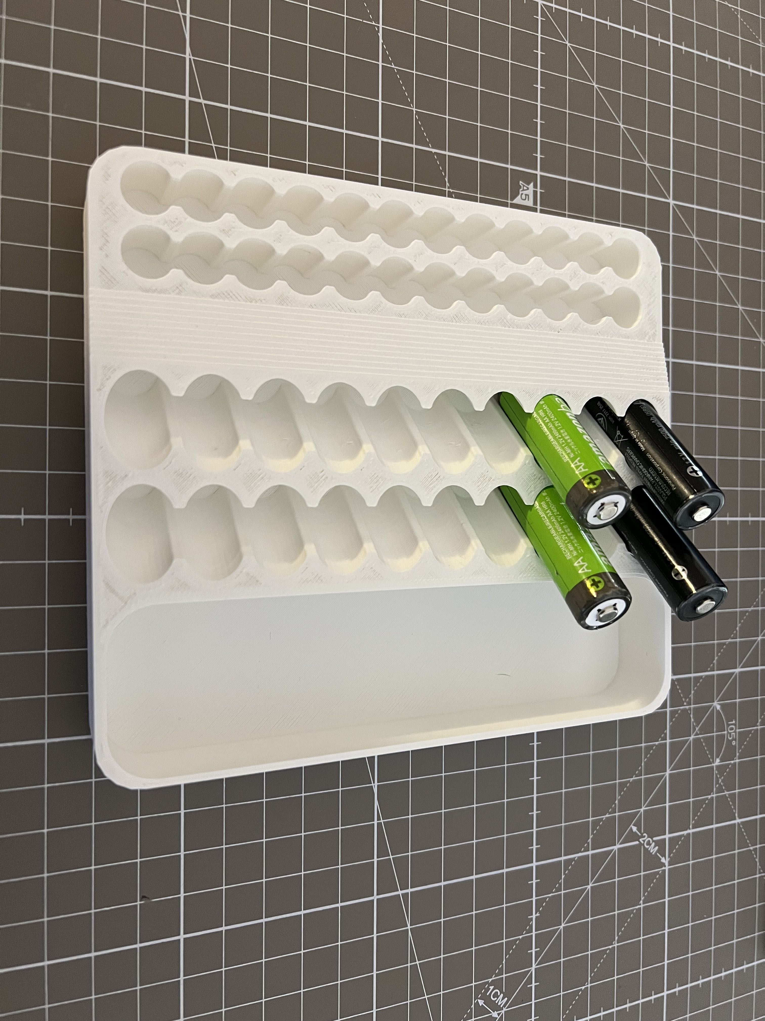 Drawer Battery Box AA & AAA + storage for empty batteries - photo 3