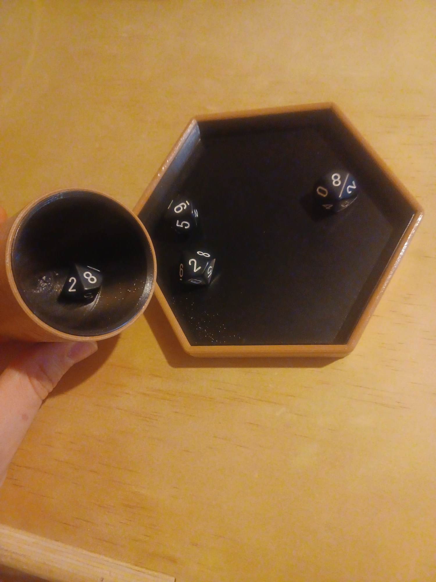WoodenTPU Dice tray and Cup (Yet another hexagonal dice tray)