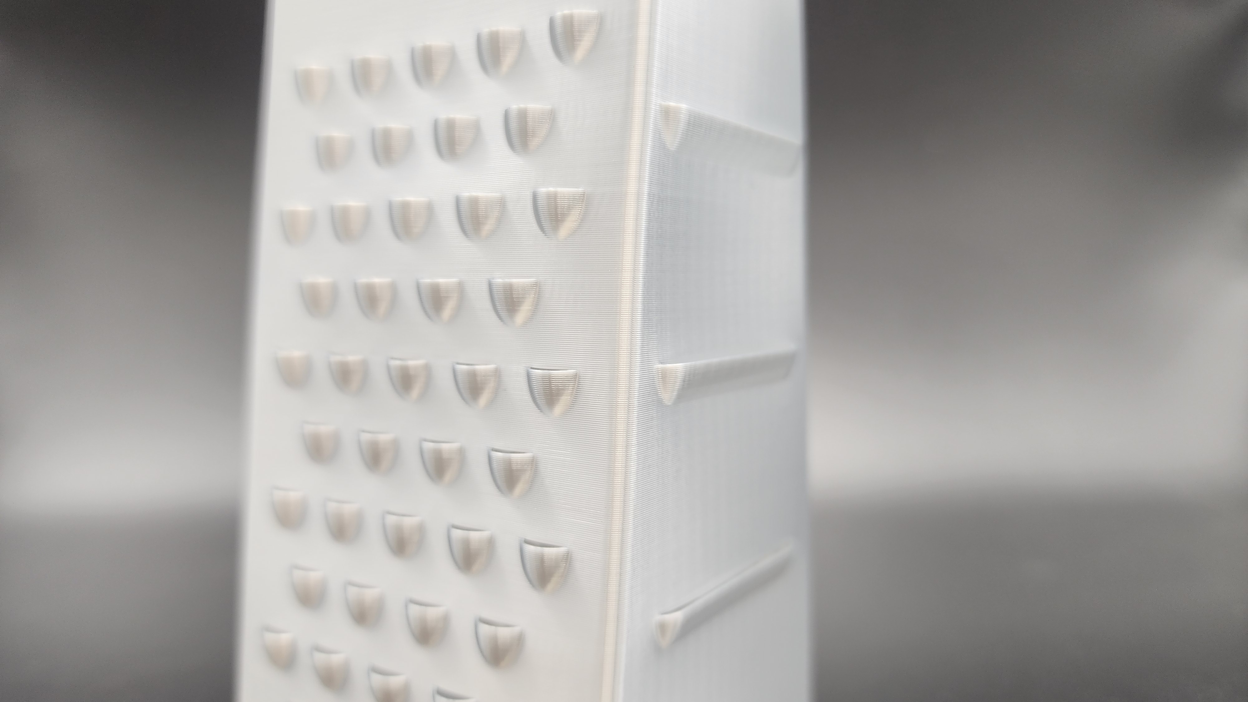 Cheese Grater Spiral Vase Caddy - photo 3