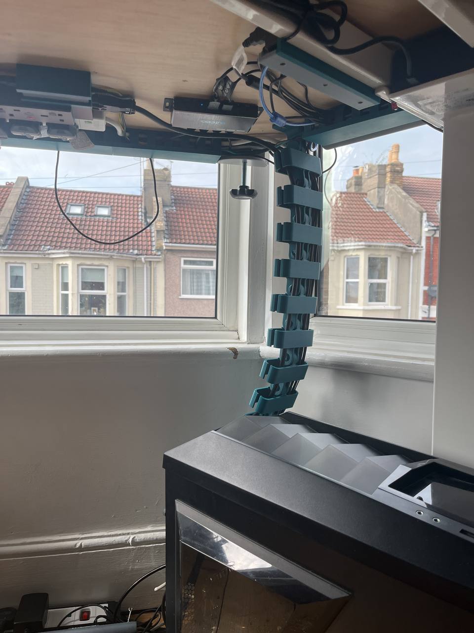 3D Printed Cable Management Spine - photo 3