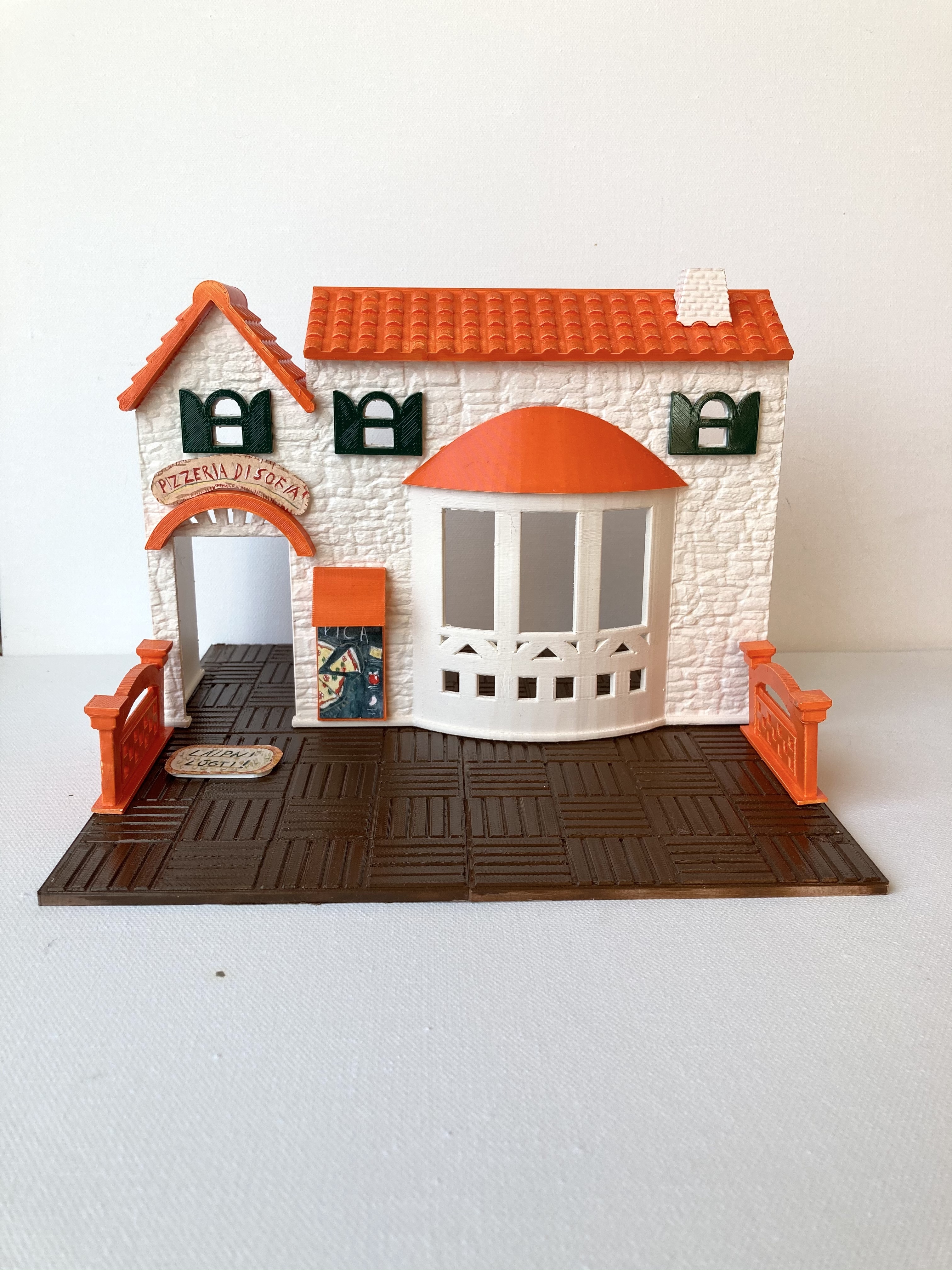 Textured pizzeria toy house with oven - photo 4