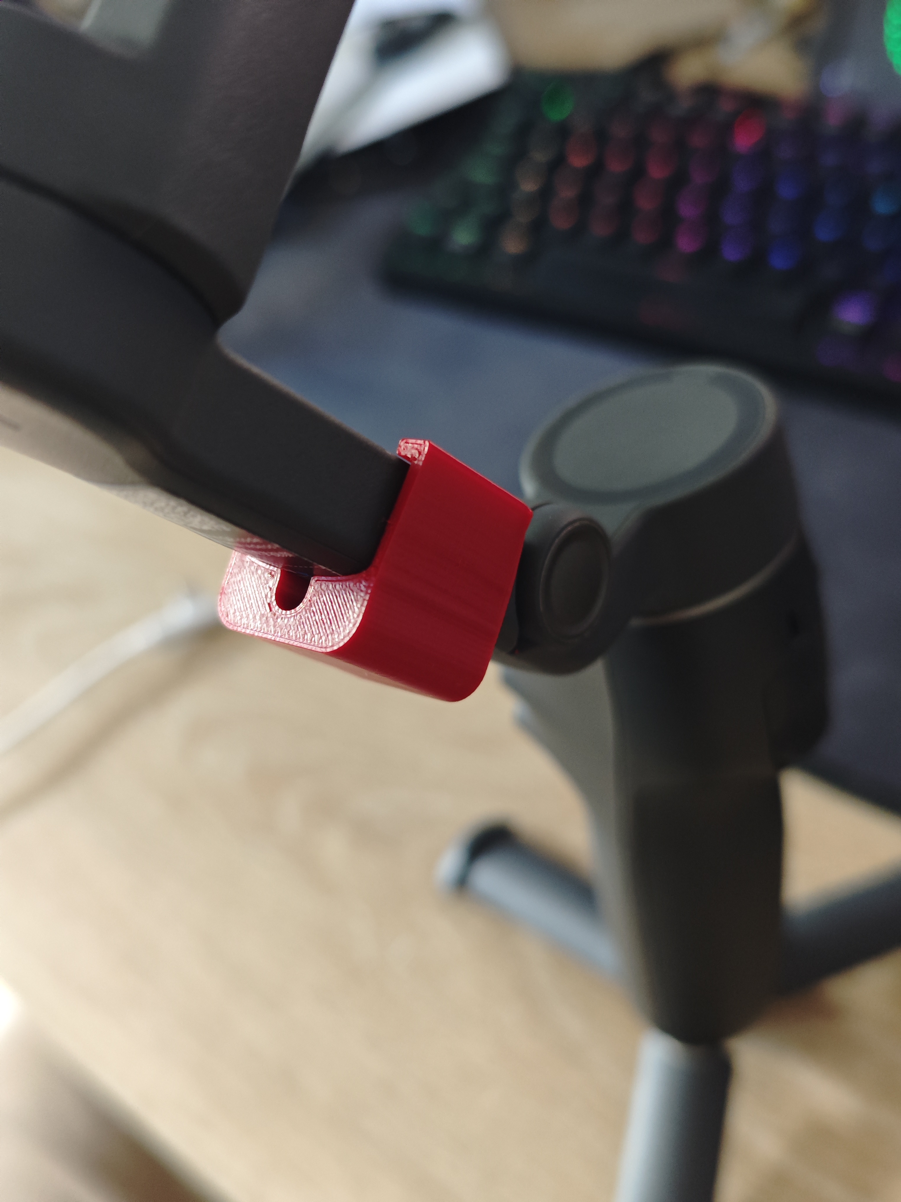 Dji Osmo Mobile 7P cable clamp - photo 4