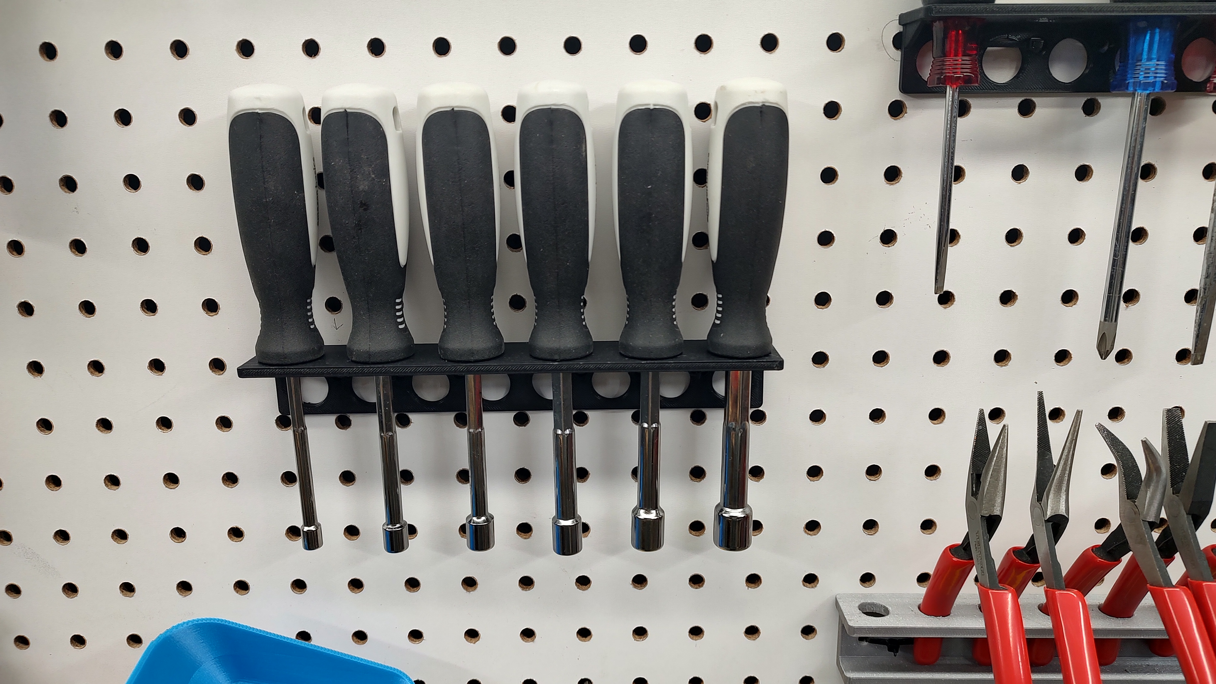 Tool holder for peg boards: screw driver, pliers, bit drivers [3, 6, 7, 8 tools] - photo 4