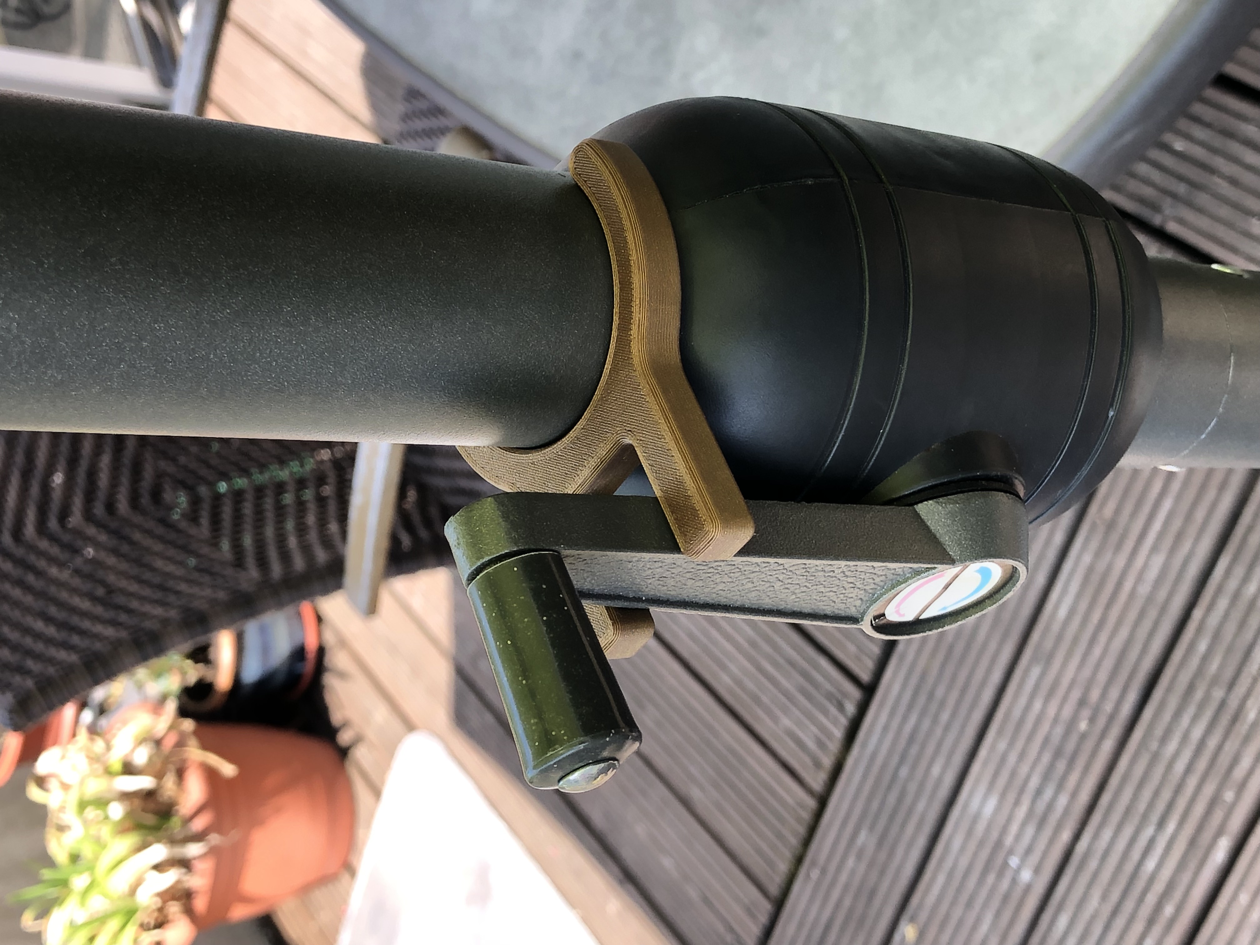 Parasol Crank Clamp