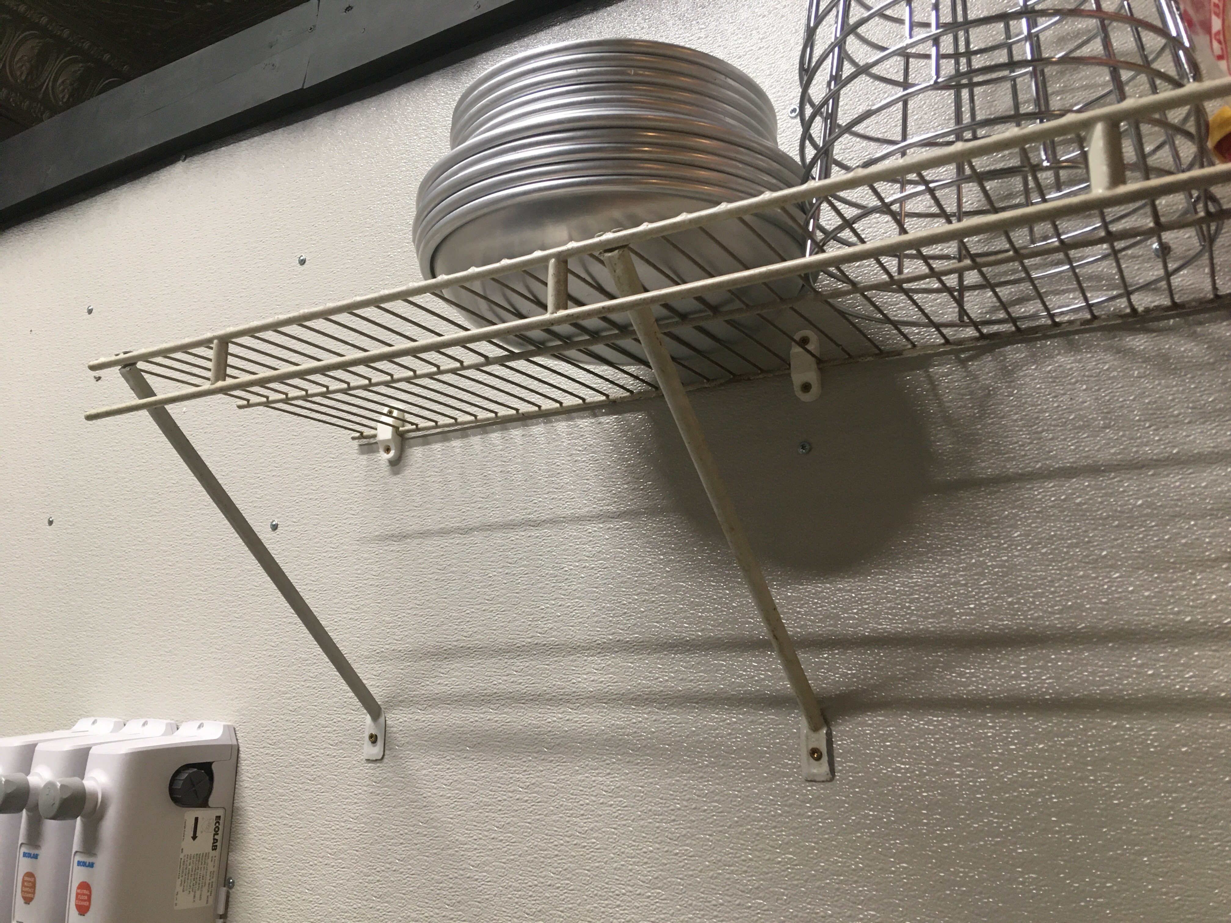 Wire Wall Shelf Bracket: Replacement that is heavy duty and easy to print. - photo 4