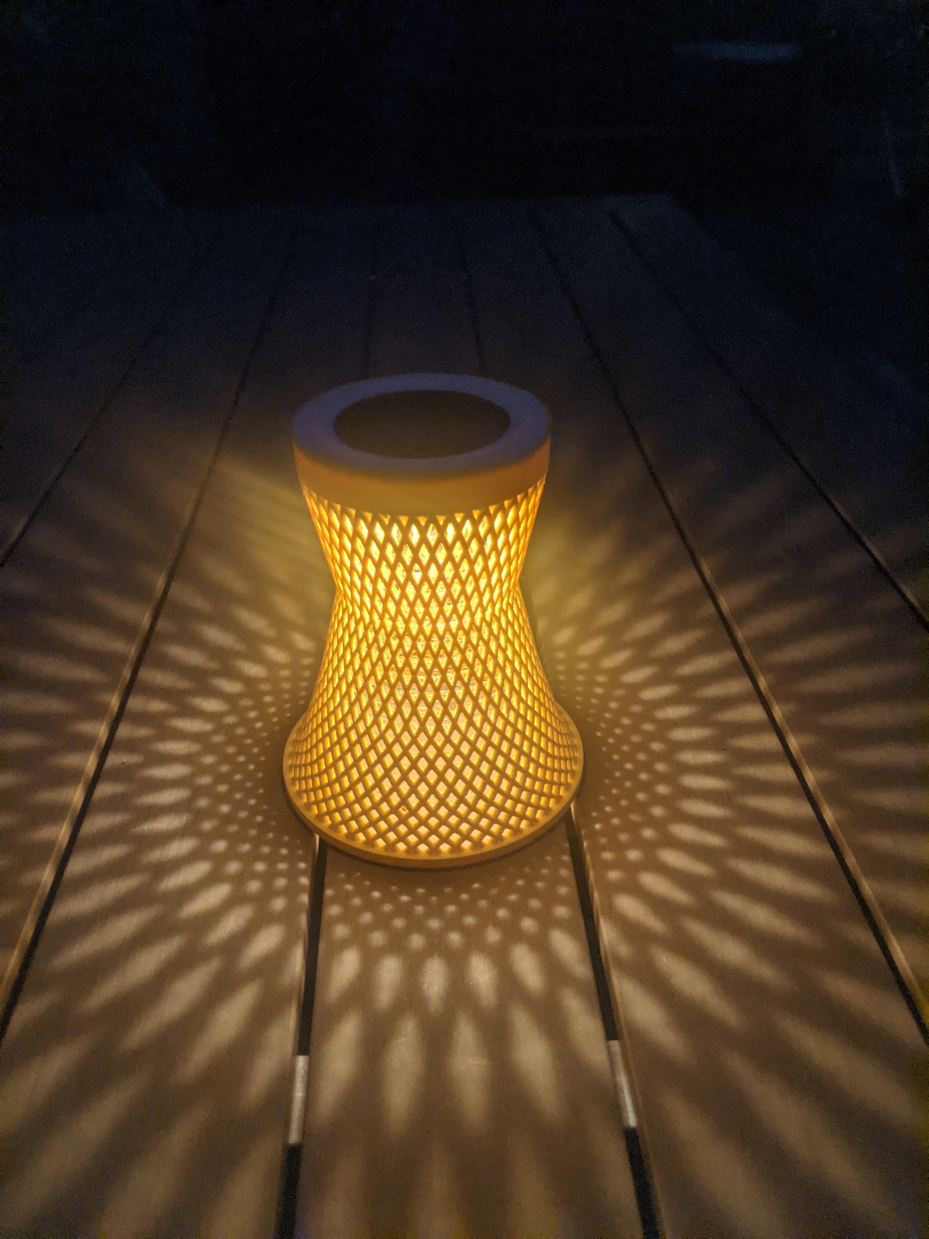 Customizable Solar LED Lamp Shade Generator