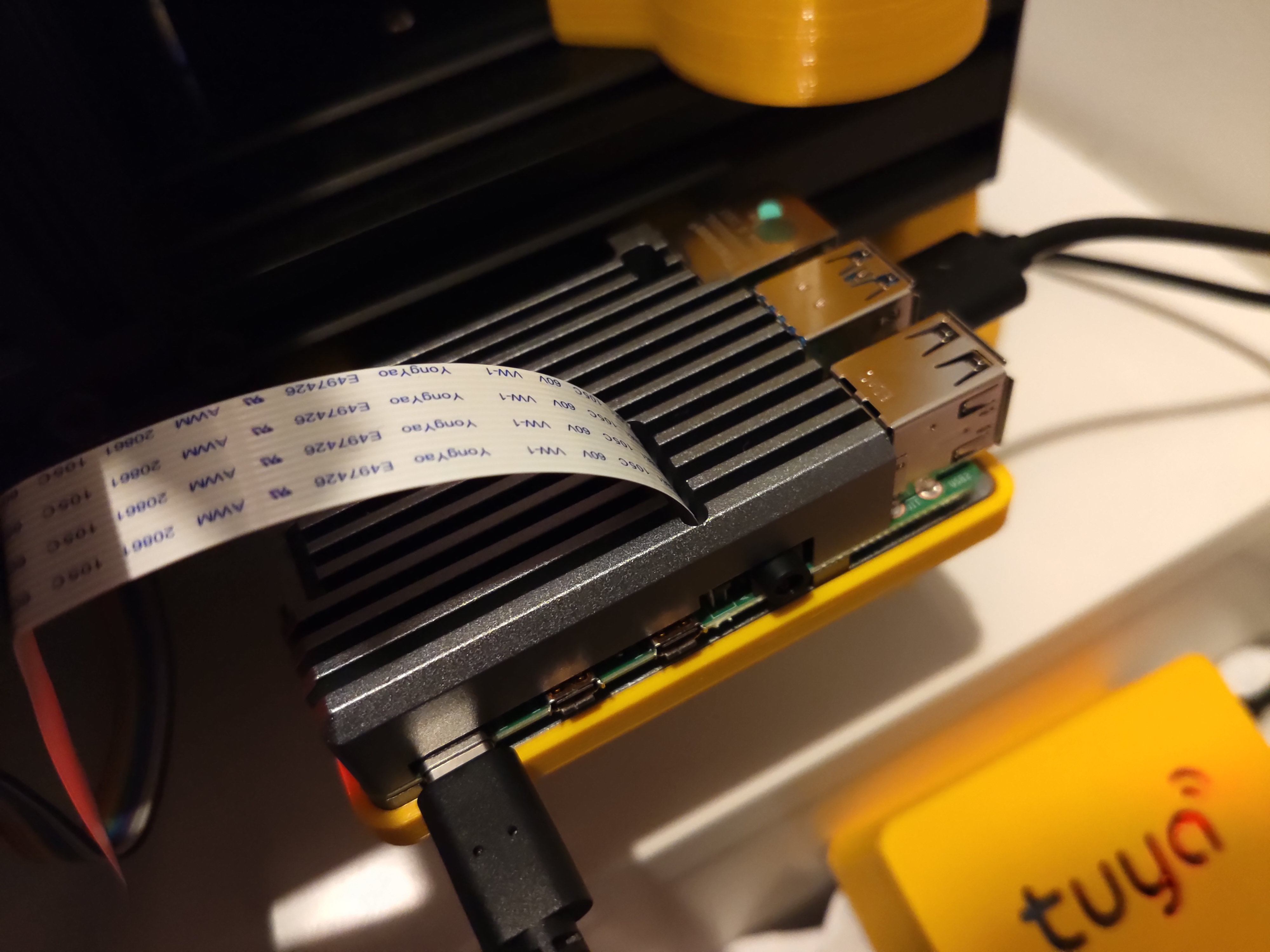 Raspberry Pi 4B + Radiator Shelf for 2020 extrusion - photo 2