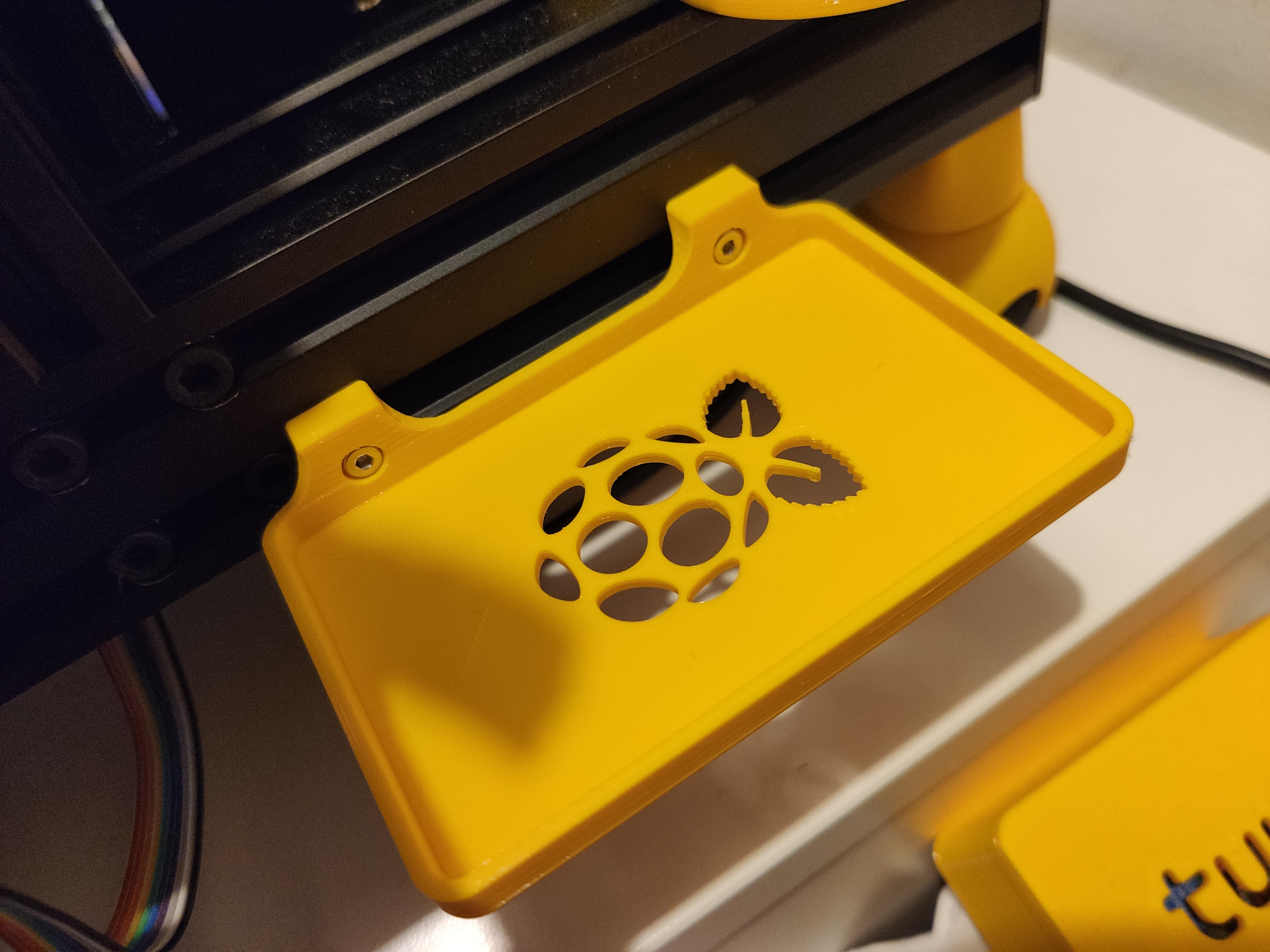 Raspberry Pi 4B + Radiator Shelf for 2020 extrusion - photo 3