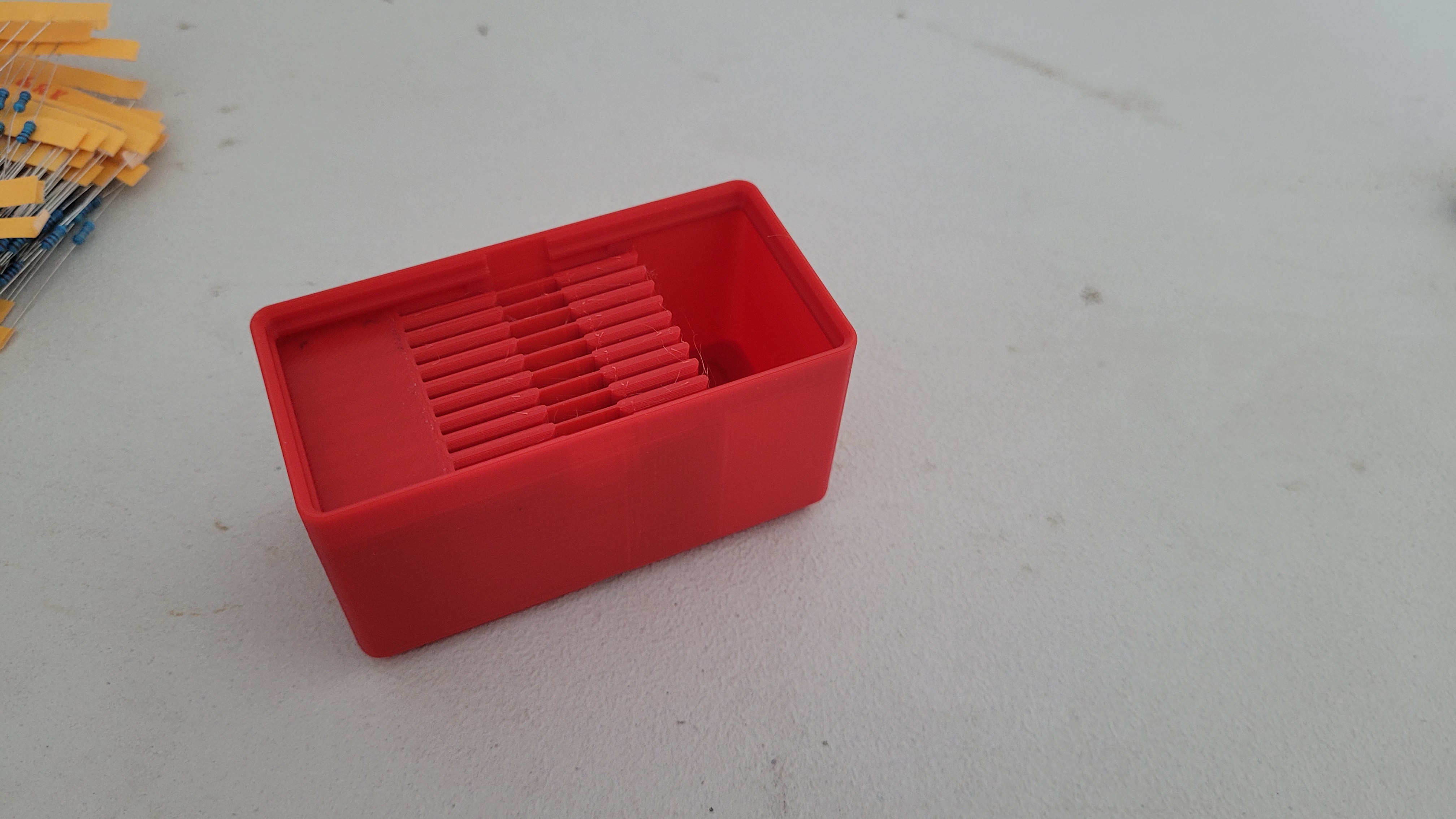 Gridfinity resistor storage bin - photo 2