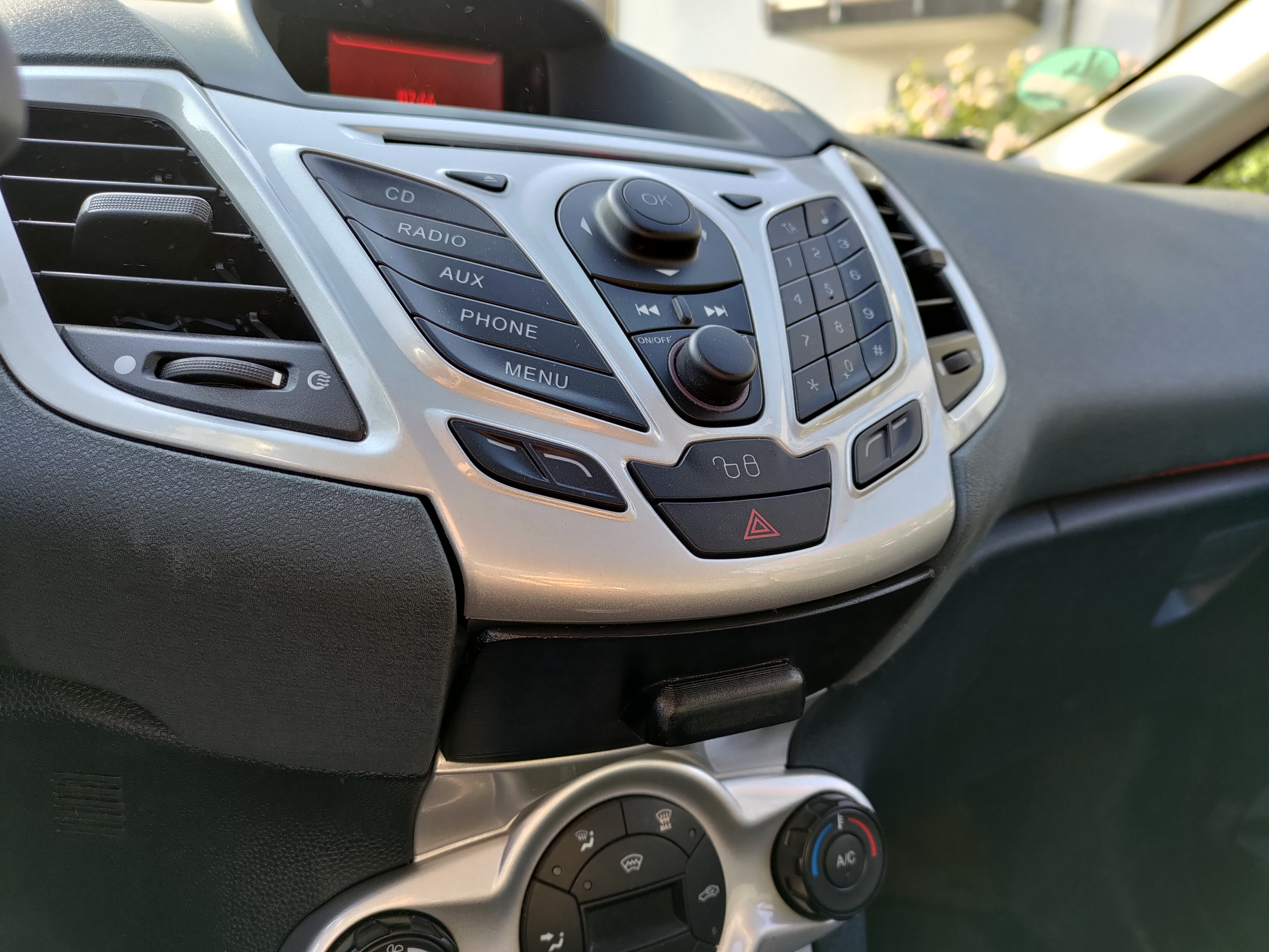 Ford Fiesta Centre Drawer with phone holder - mirrored