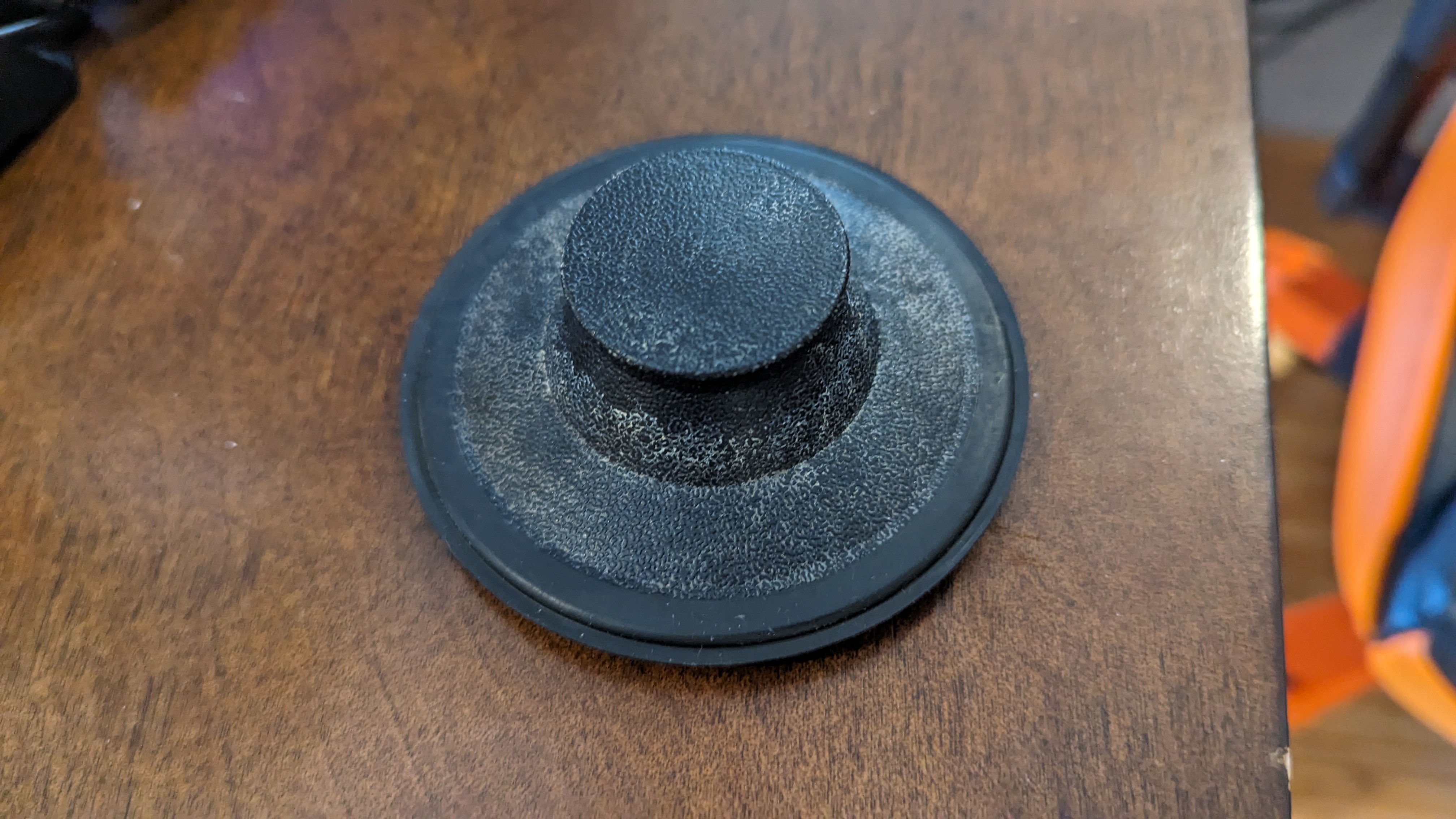 Kitchen sink drain plug caddy - photo 2