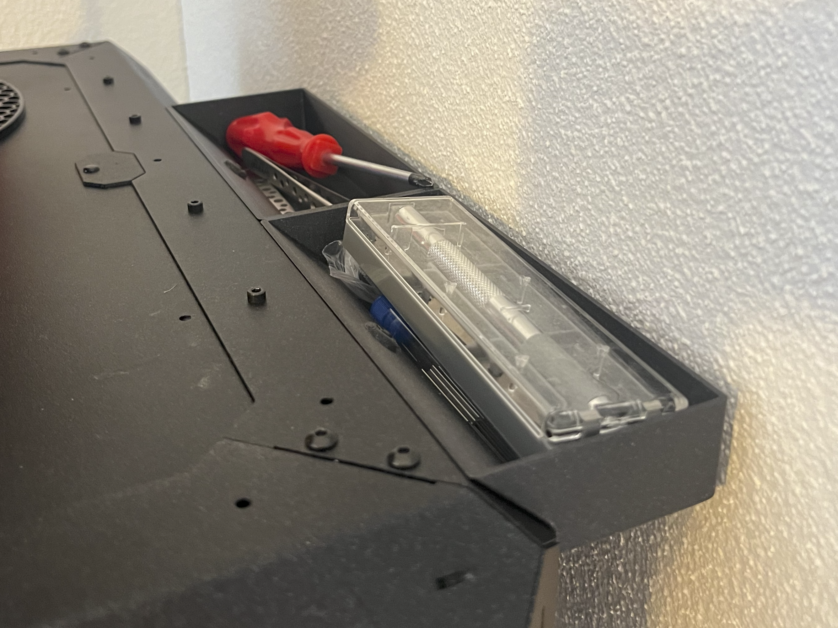 Small Storage Shelf for the Top of the Official Prusa Enclosure