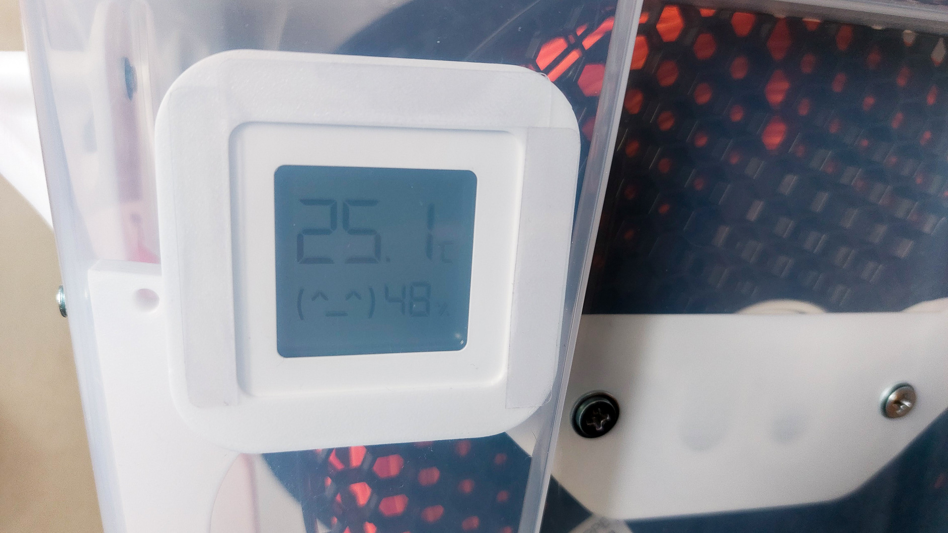 Bracket for Xiaomi Mijia Bluetooth Thermometer Hygrometer and also for cheap noname Thermometer Hygrometer