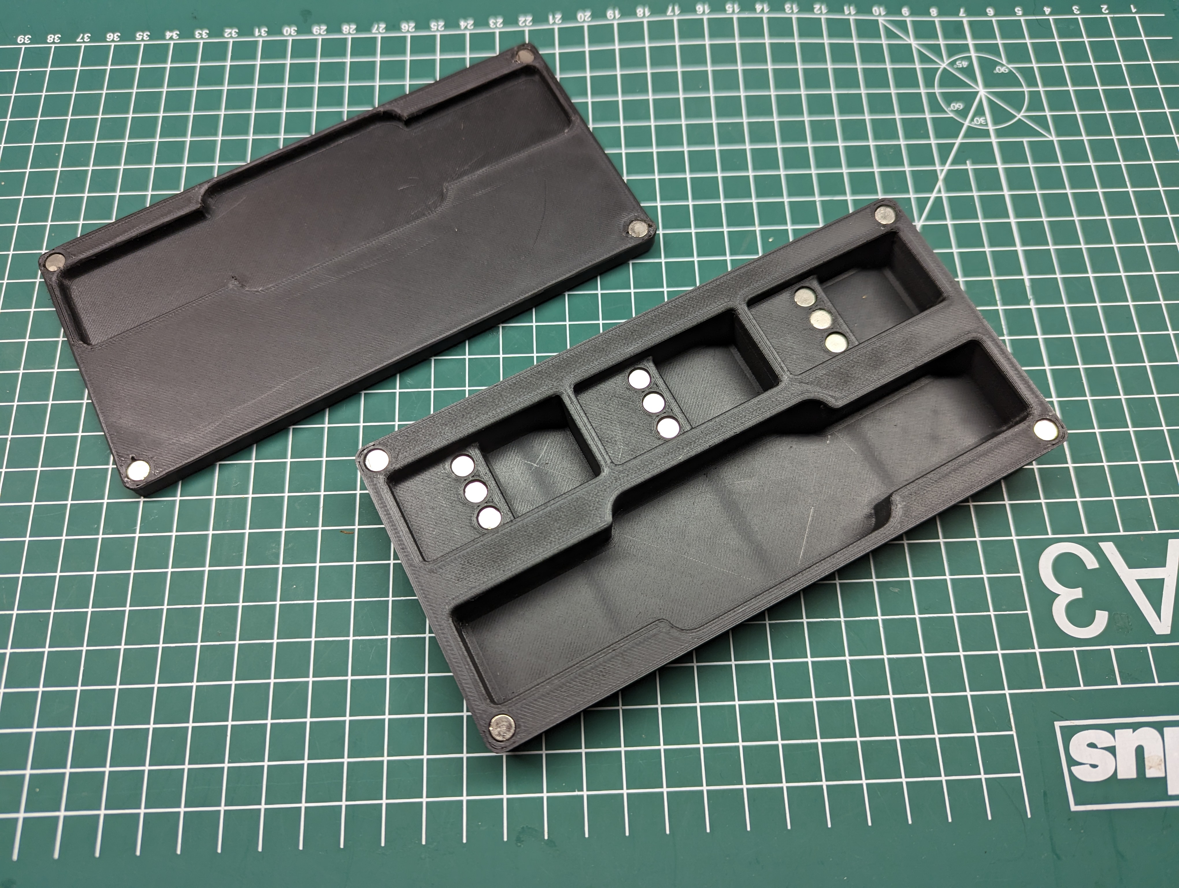 Gridfinity 2x4x4U Deburring Tool Case ( only 6x2 magnets ) - photo 2