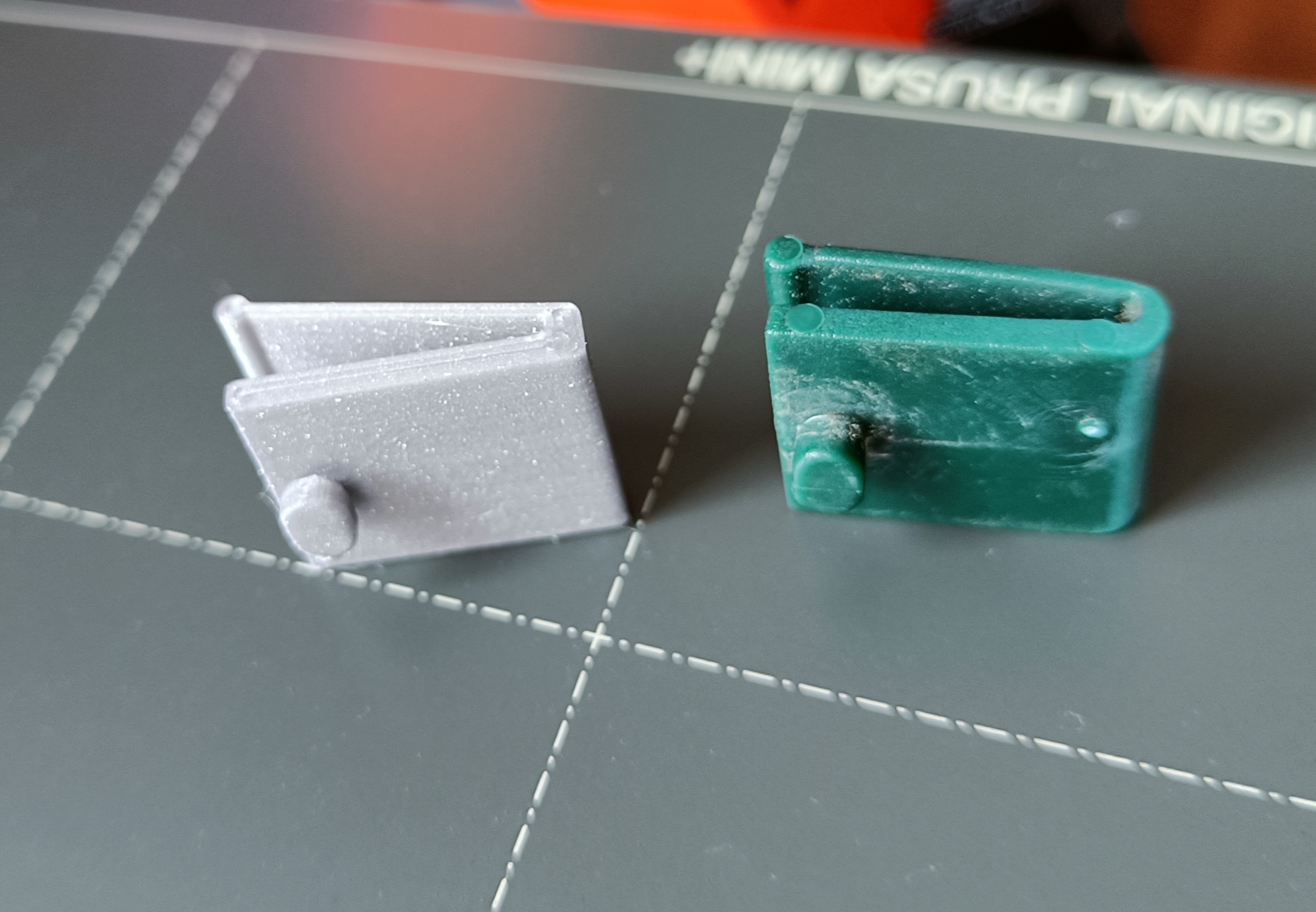 Clip for in window insect screen / inbouwhor klip