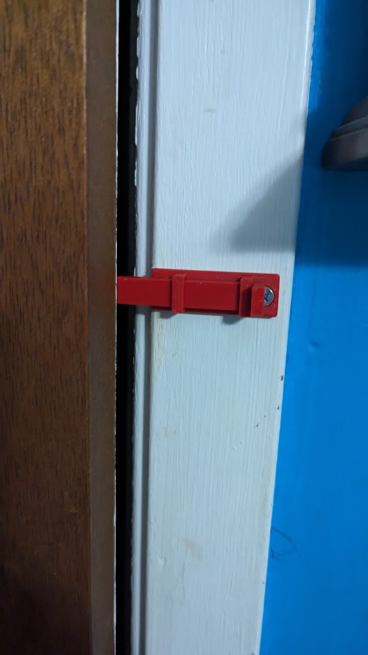 Simple door propping slide - photo 2