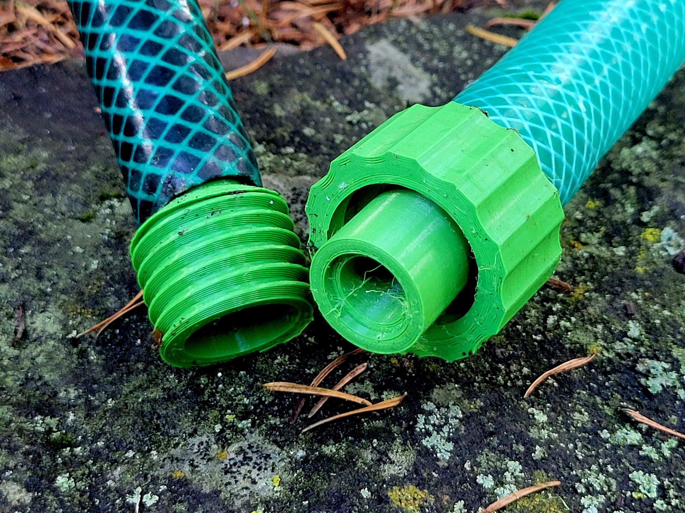Garden Hose Adapter / Connector (20mm hose)