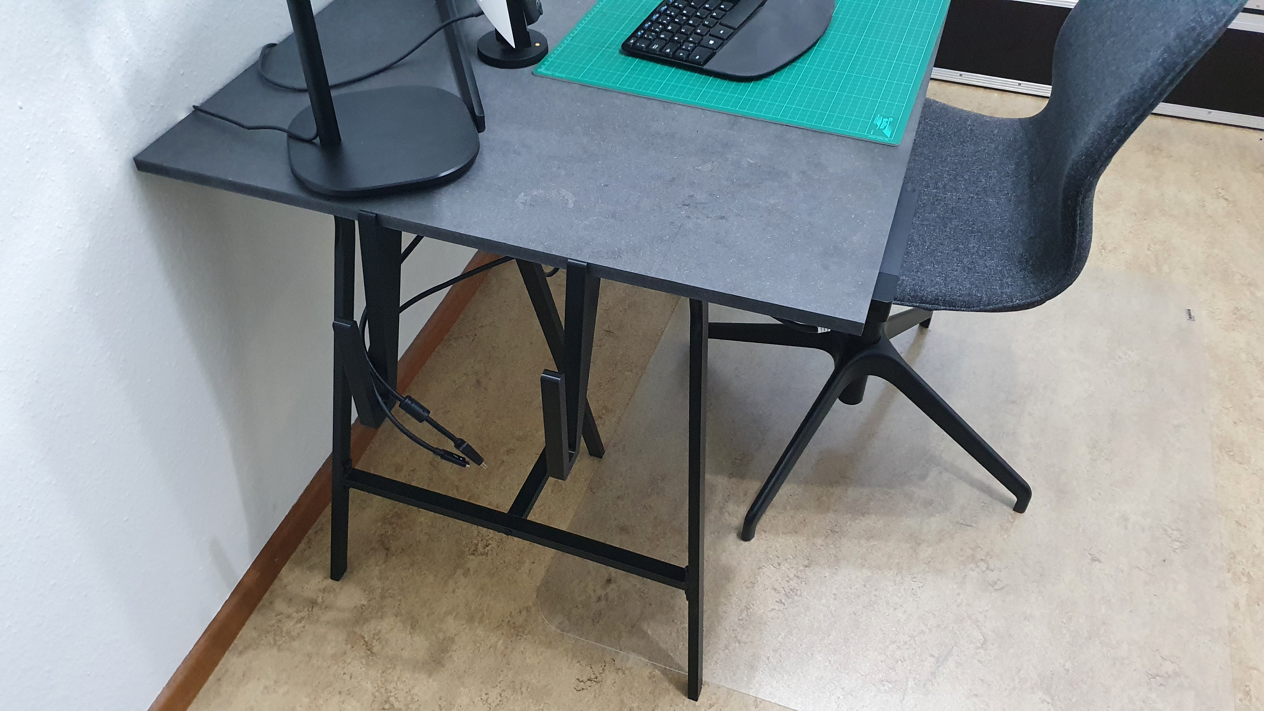 Laptop mount tray - photo 3