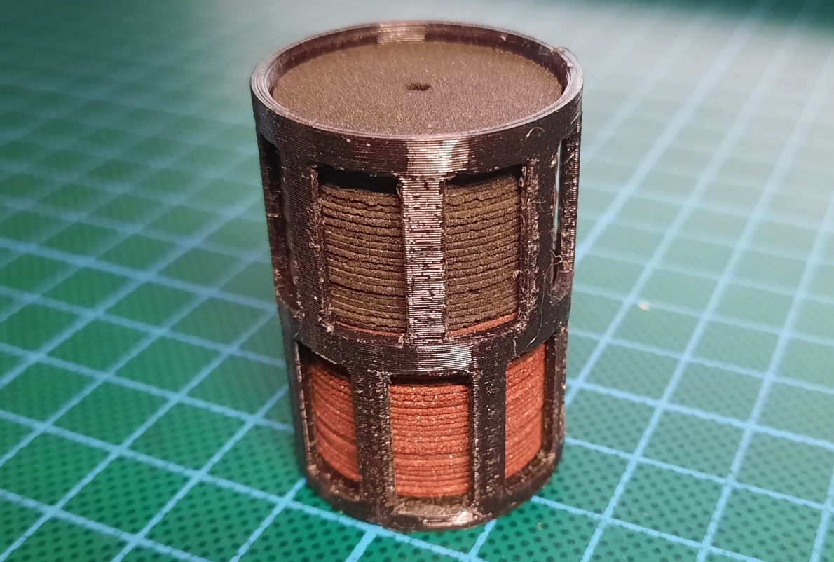 Simple stacker for multi-tool cutting discs... or coins.