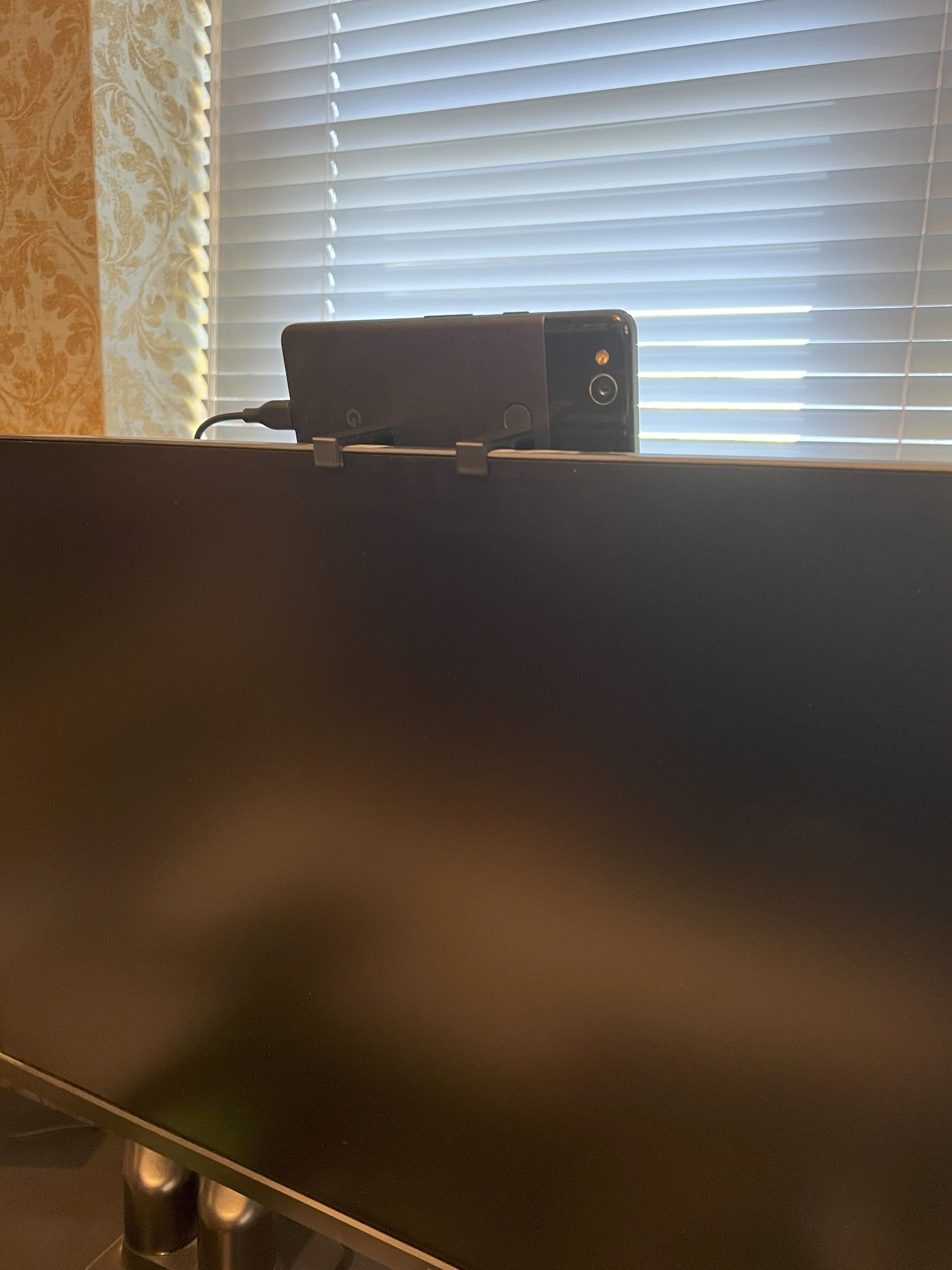Dell UltraSharp Monitor Mobile Phone Mount - photo 4