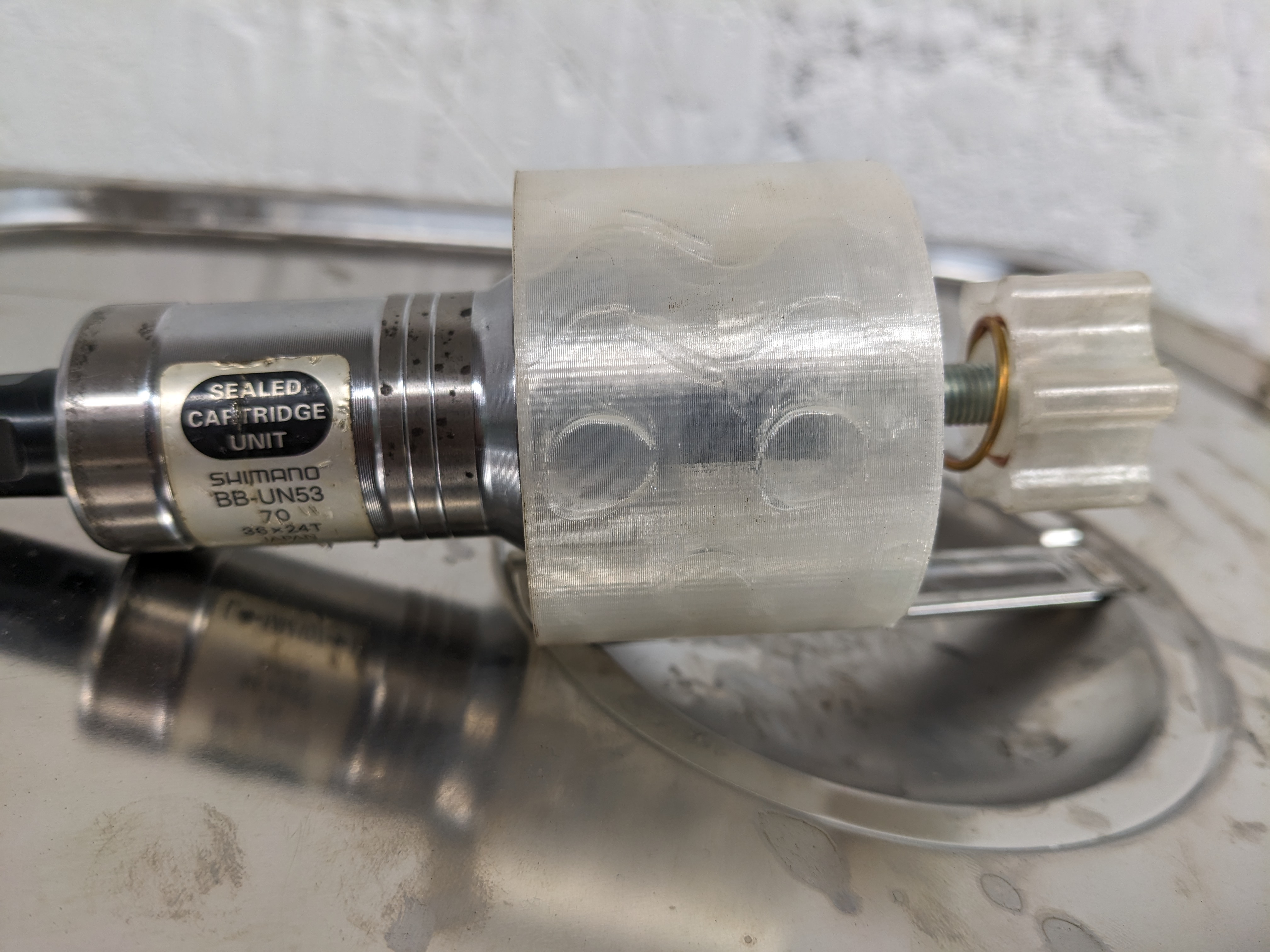 Bottom bracket tool retaining system - photo 3