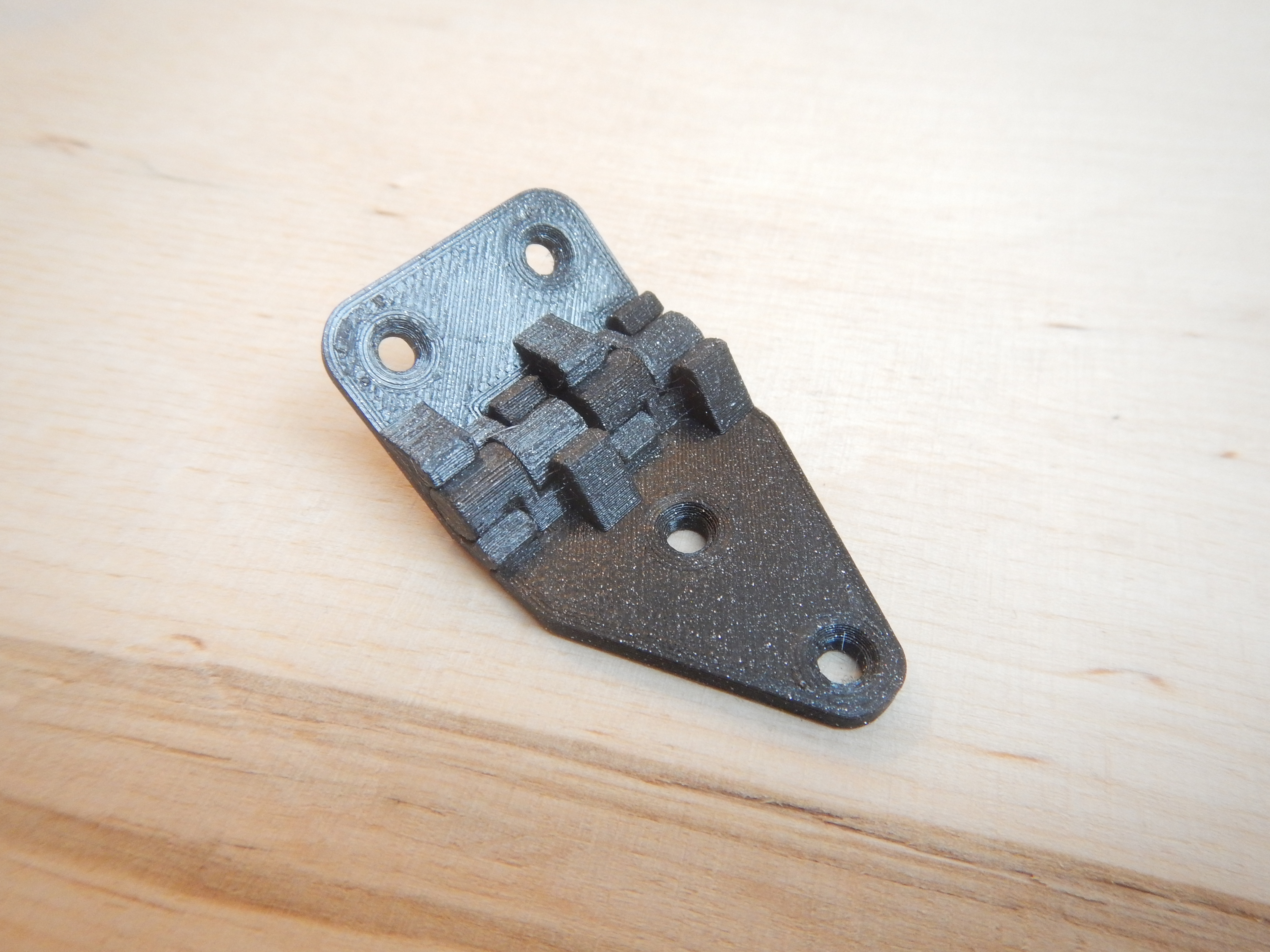 Stronger modular hinge