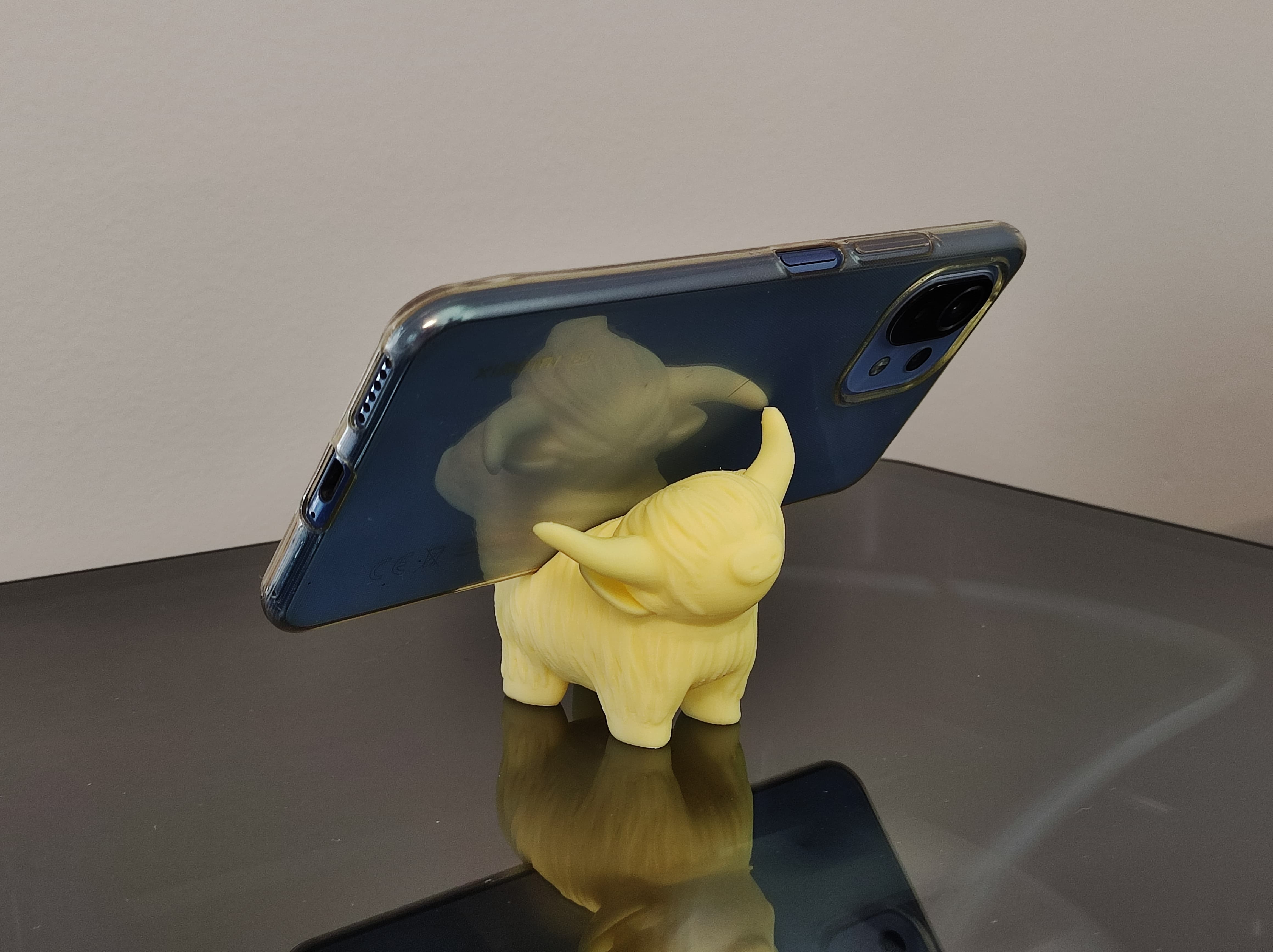 Young Little Highland Cow Phone Holder - photo 2