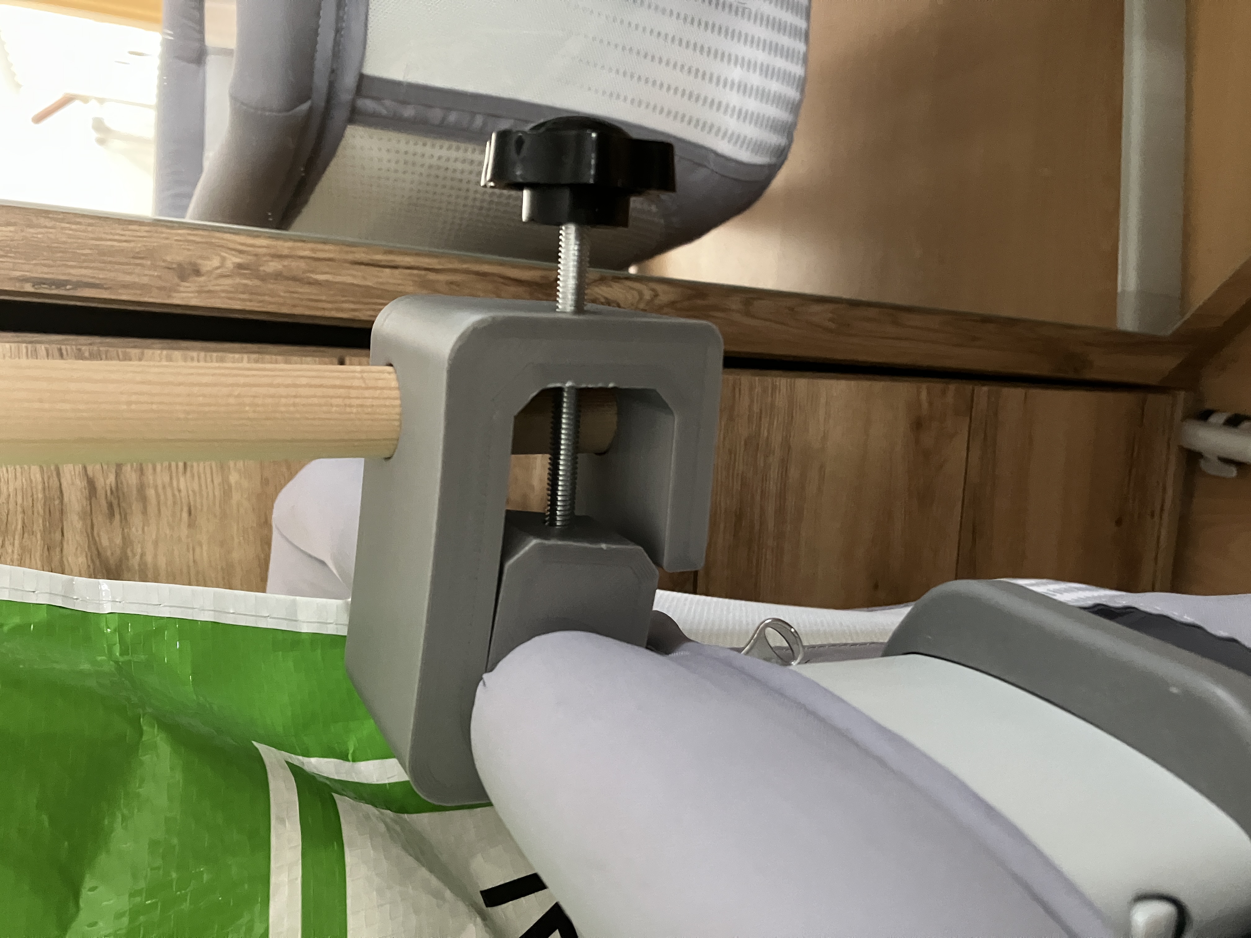 (Penta) Baby mobile and clamp (Chicco Next2Me) - photo 2
