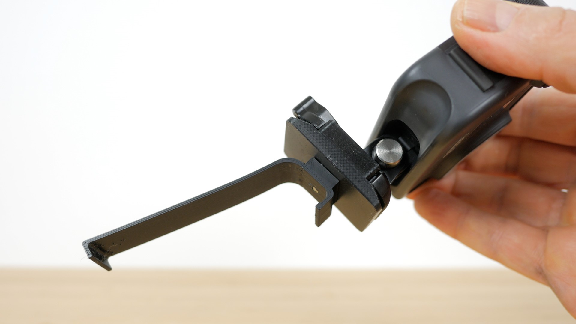 GoPro webcam clip mount for LG monitor - photo 2