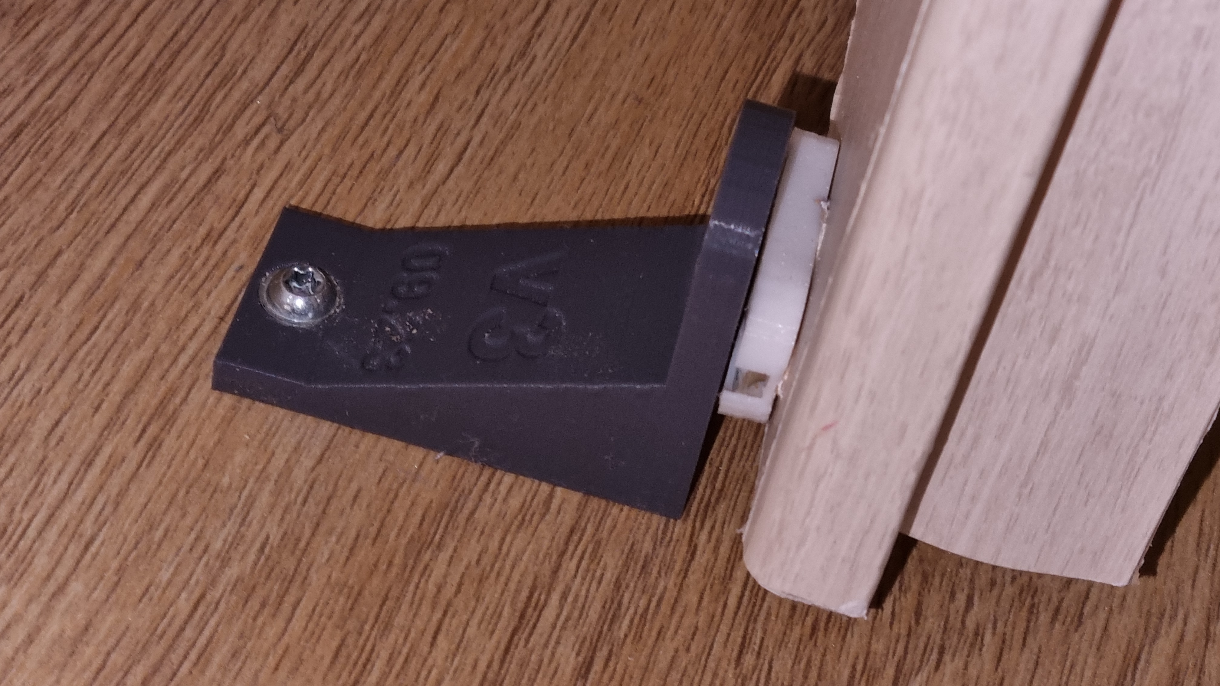 Magnetic door stopper catcher
