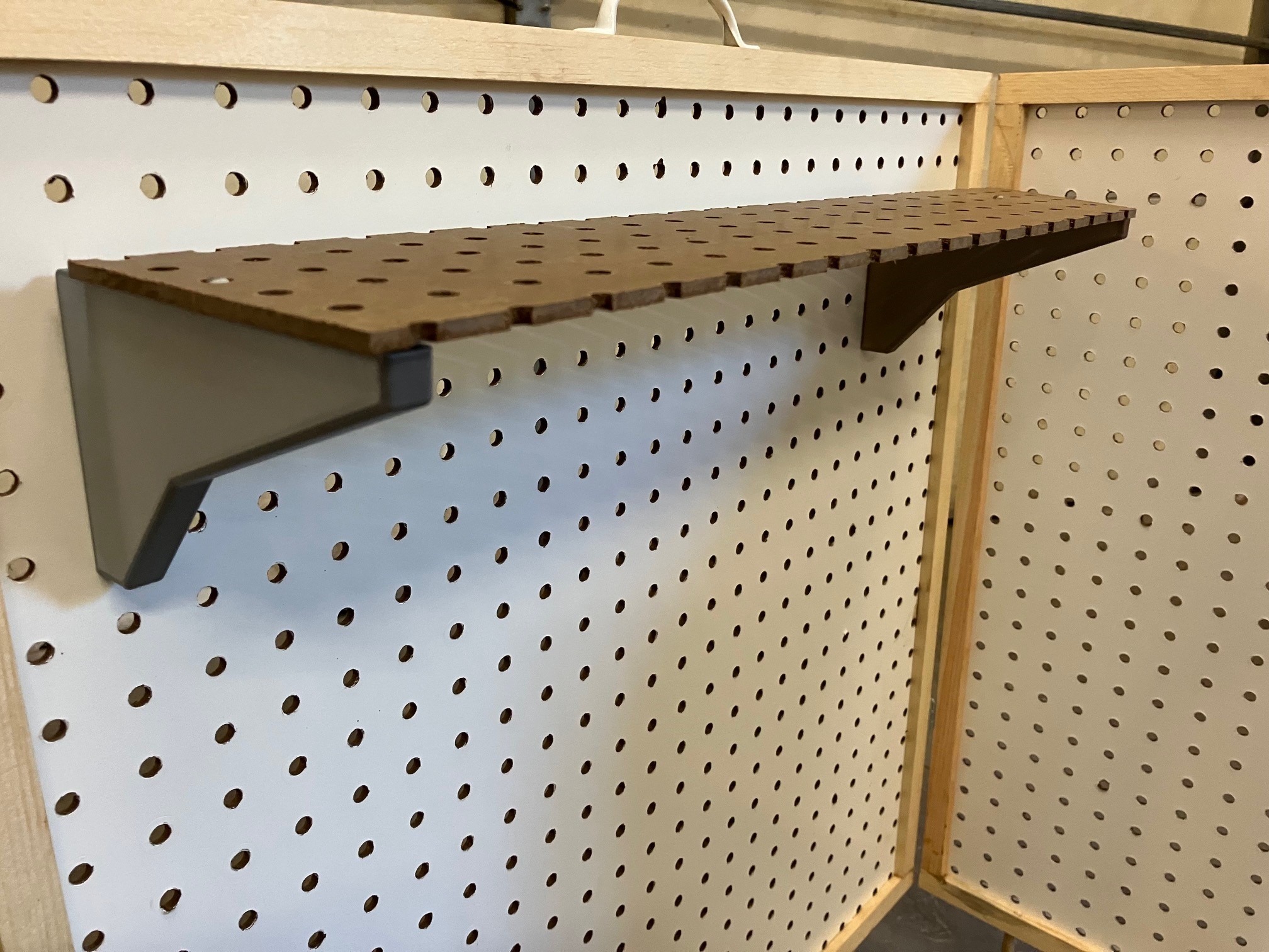 pegboard shelf bracket - photo 2