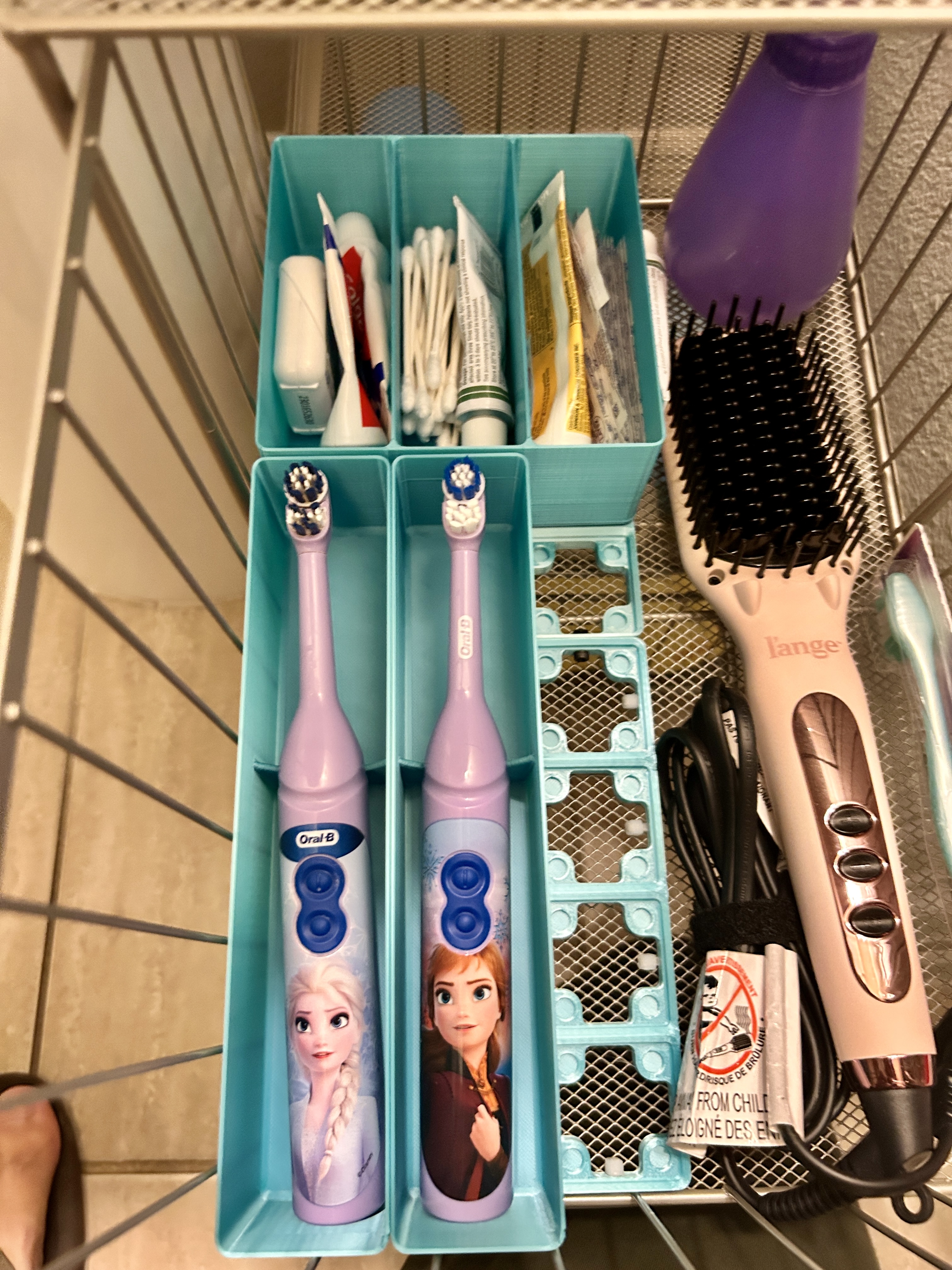 Horizontal Gridfinity Toothbrush Holder