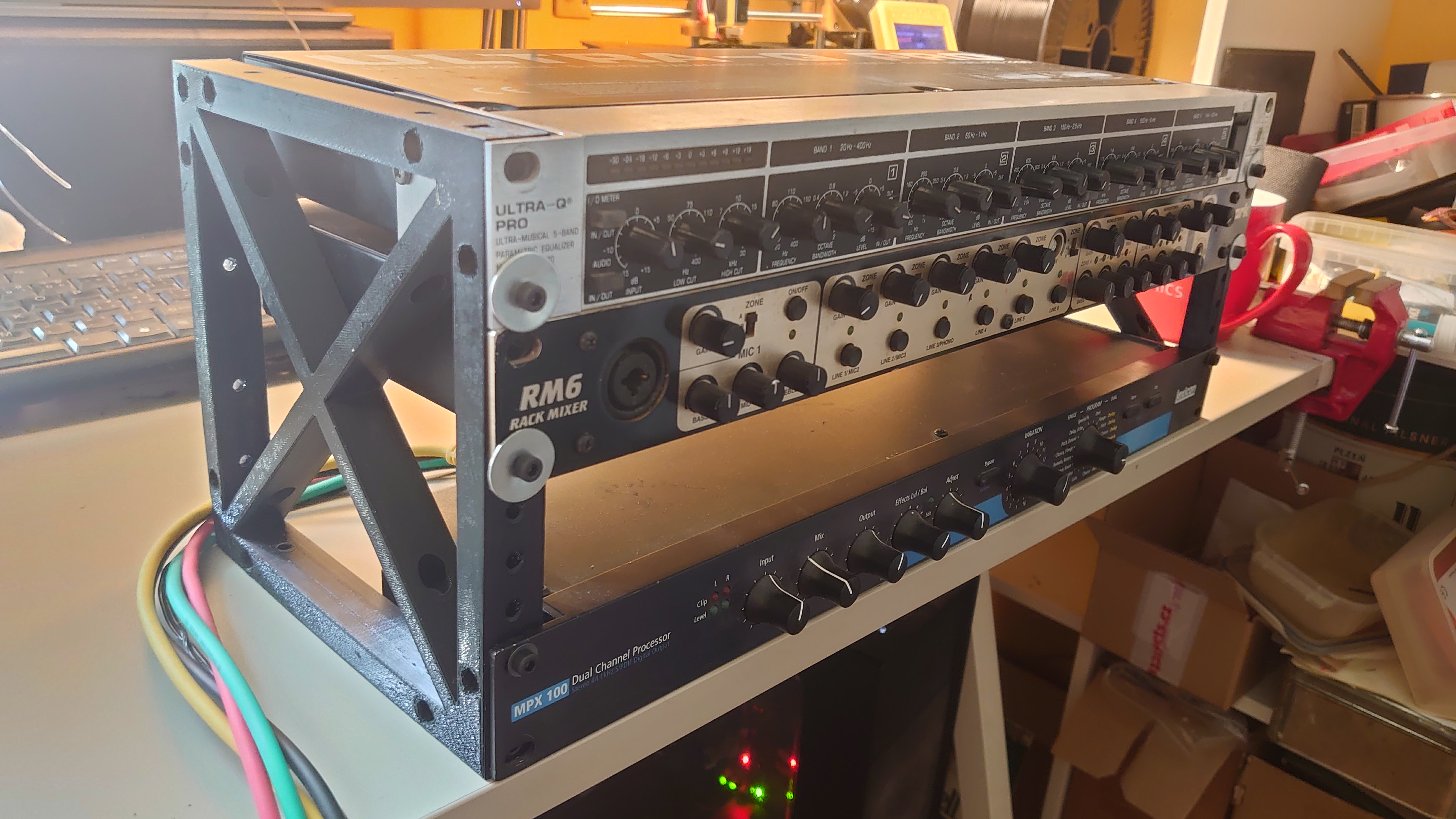 Modular 19" Rack Case for Musical Gear