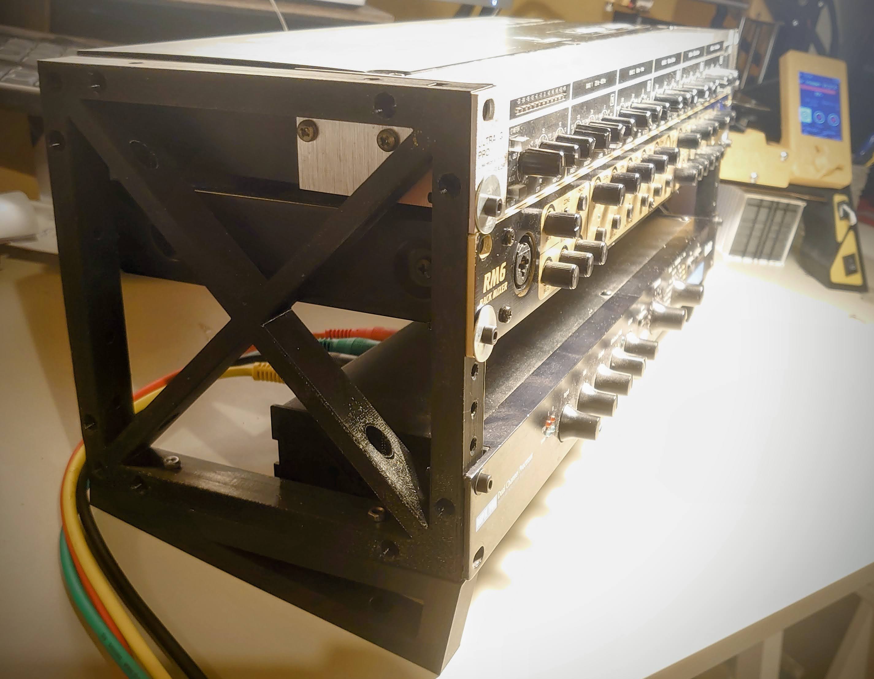 Modular 19" Rack Case for Musical Gear - photo 2