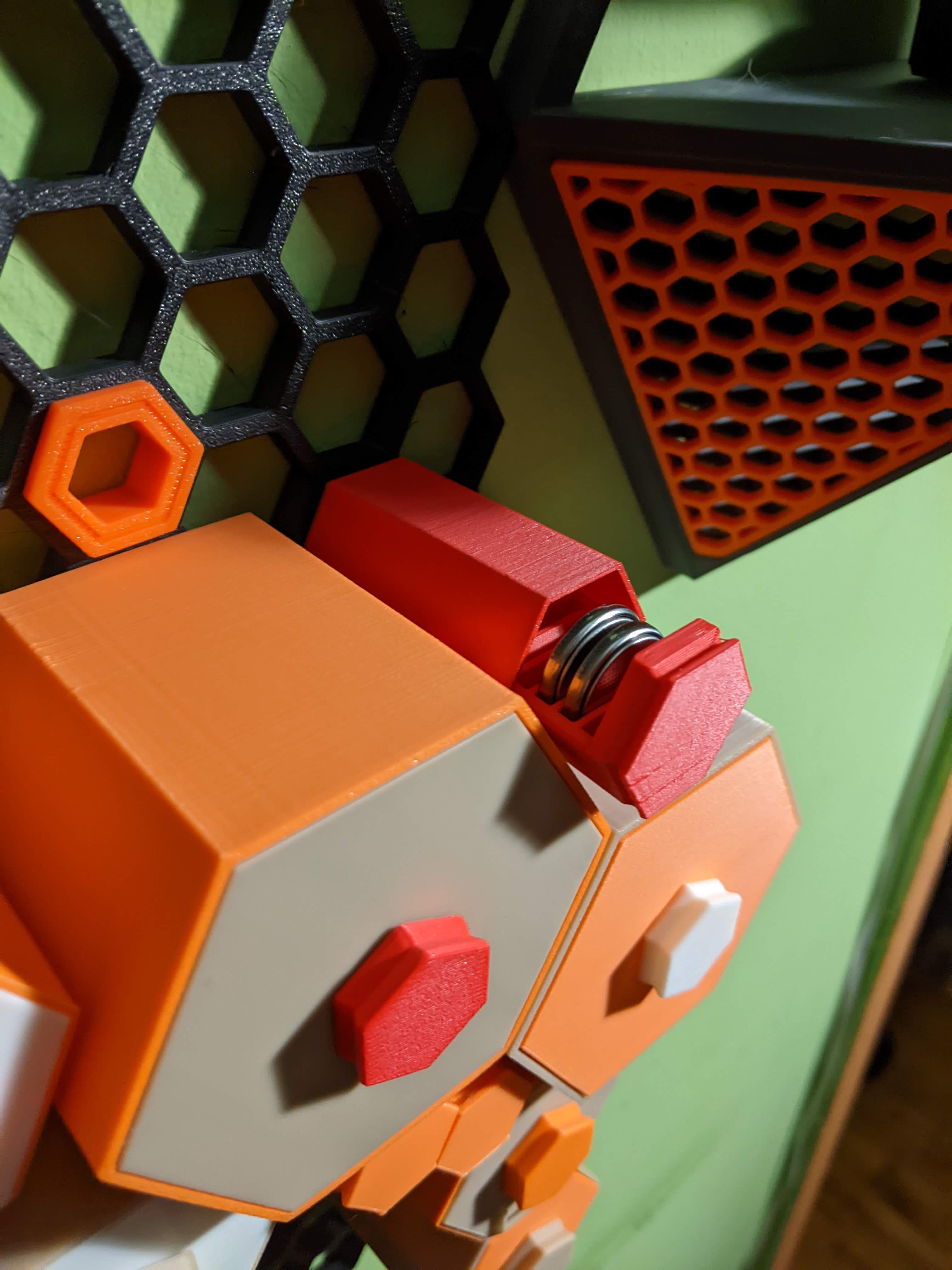 Lithium coin cell CR2032, CR2035 storage - Honeycomb wall