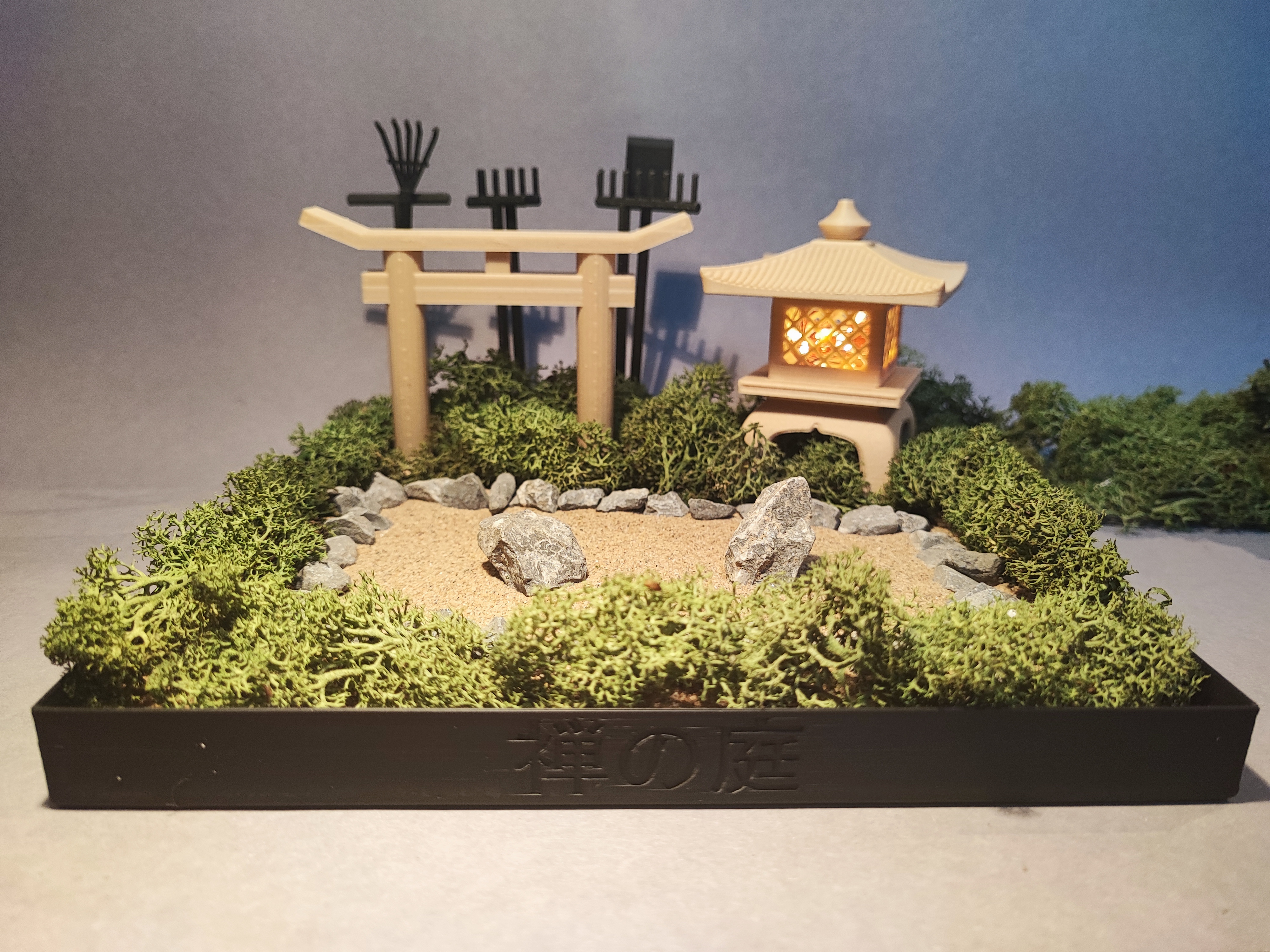 Zen Garden with gate, lamp and tools - photo 4
