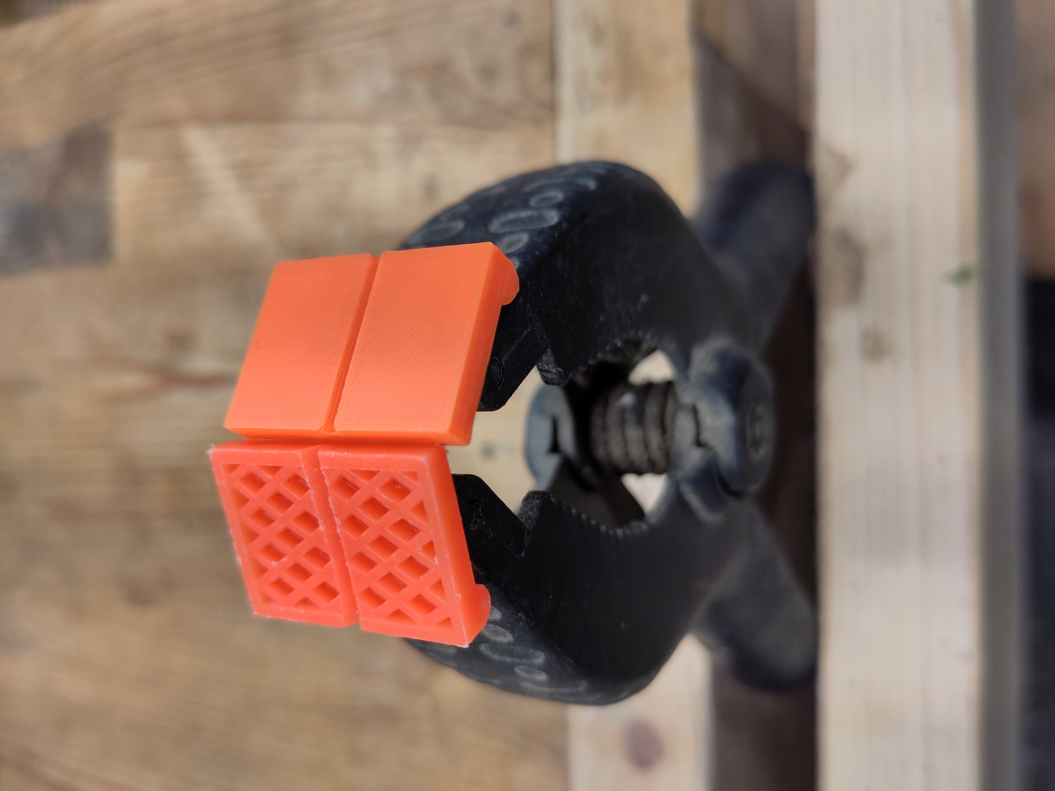Spring clamp pad