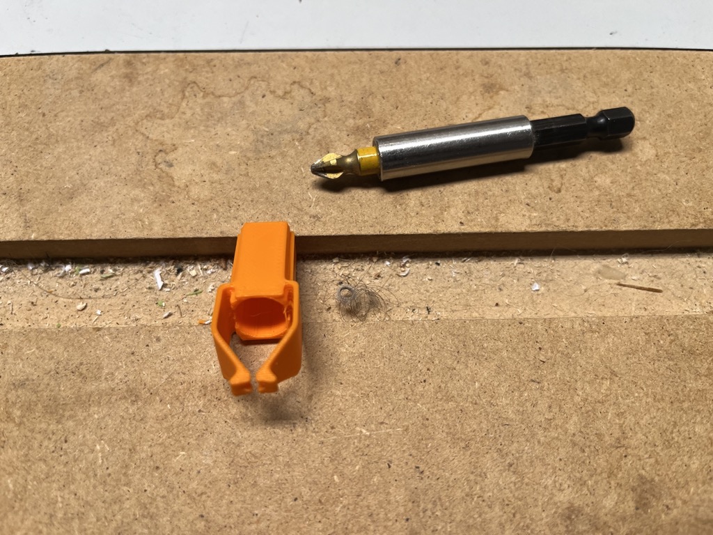 Screw Holder - photo 3