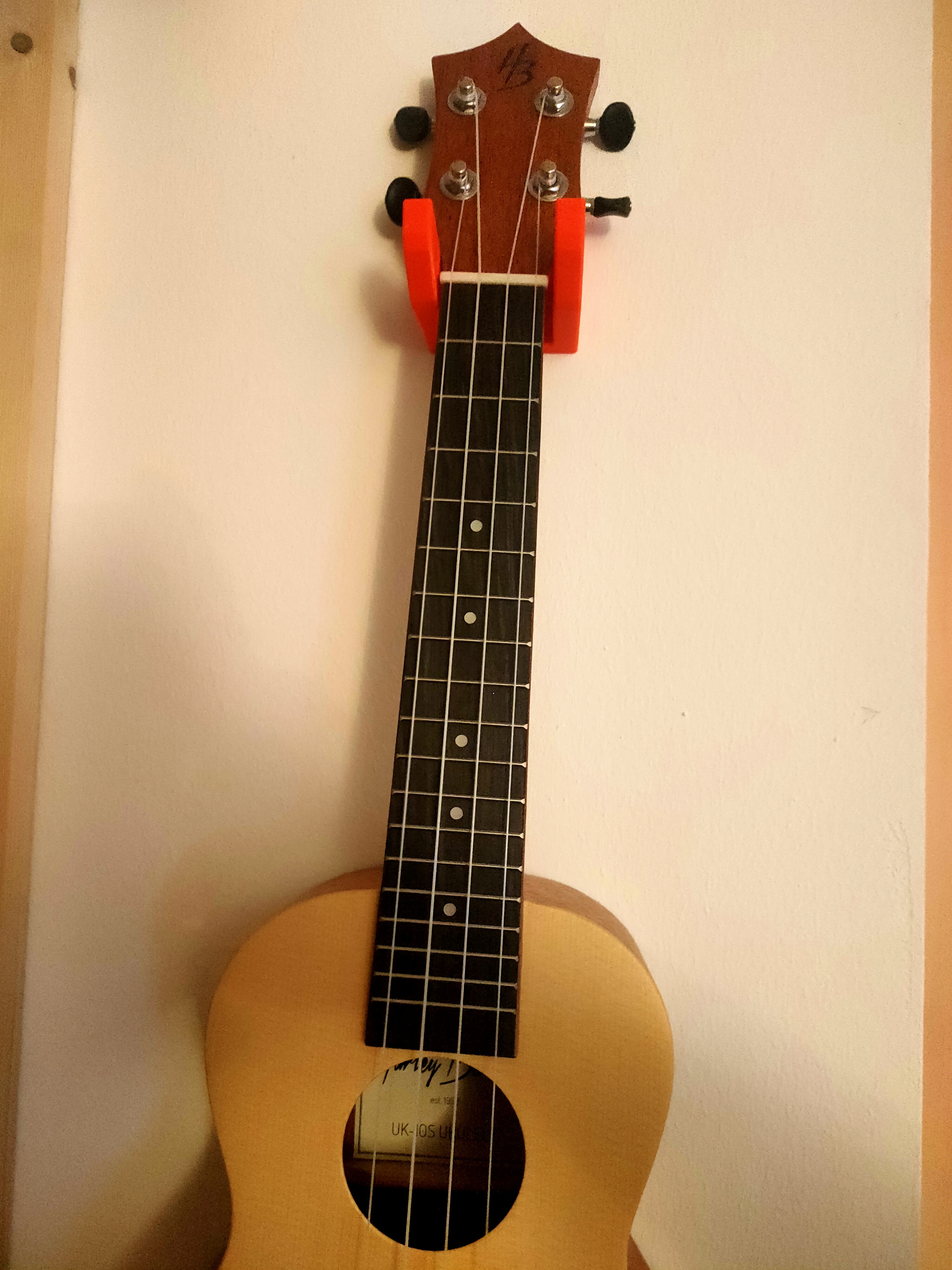 Wall mount for Ukulele - photo 2