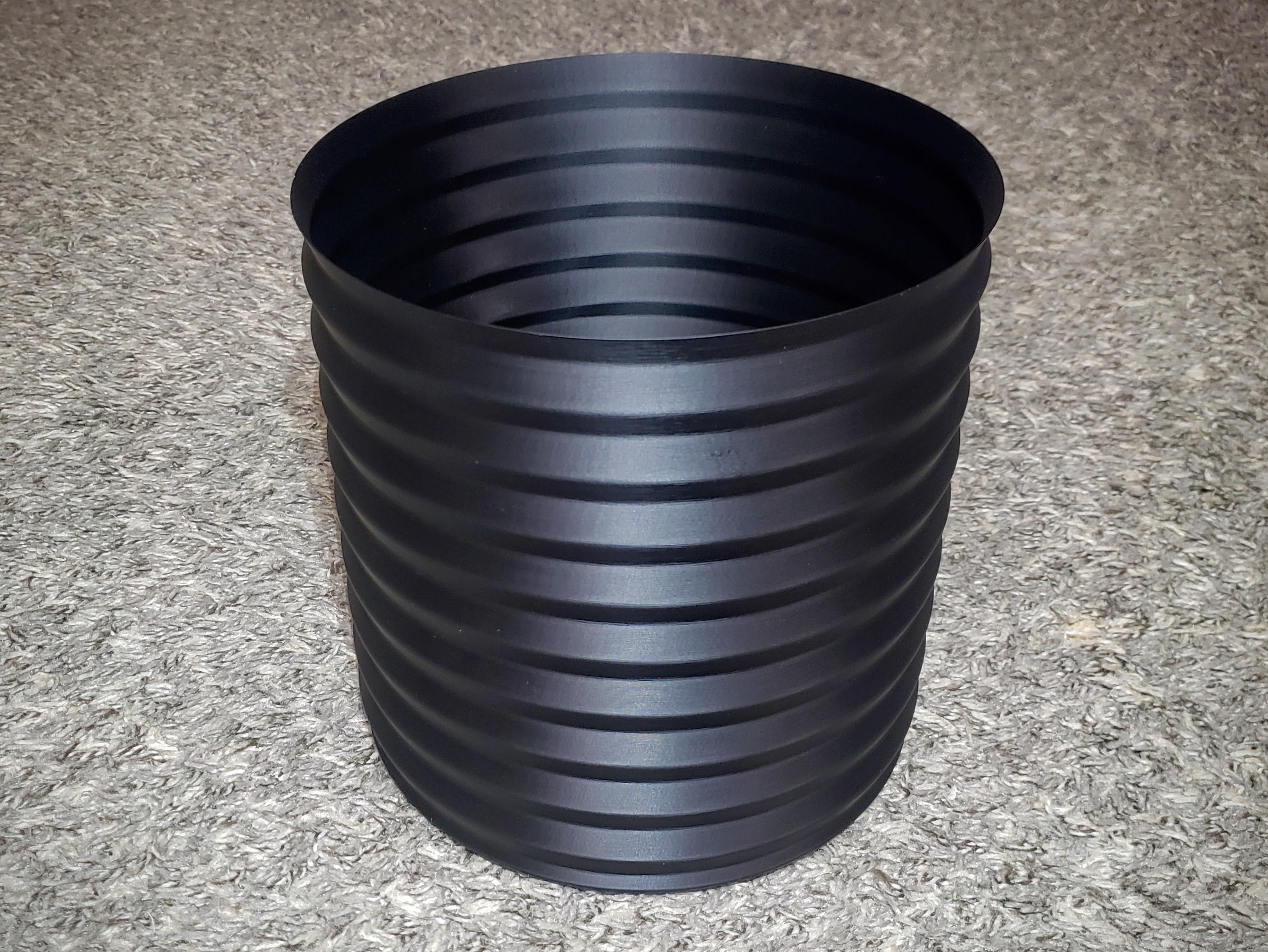 Strong vase mode garbage bin / can