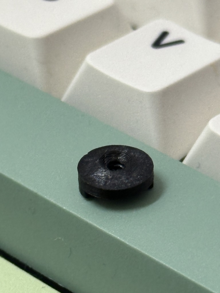 Cooler Master MH751/MH752 Swivel Screw Stopper Replacement Part - photo 2